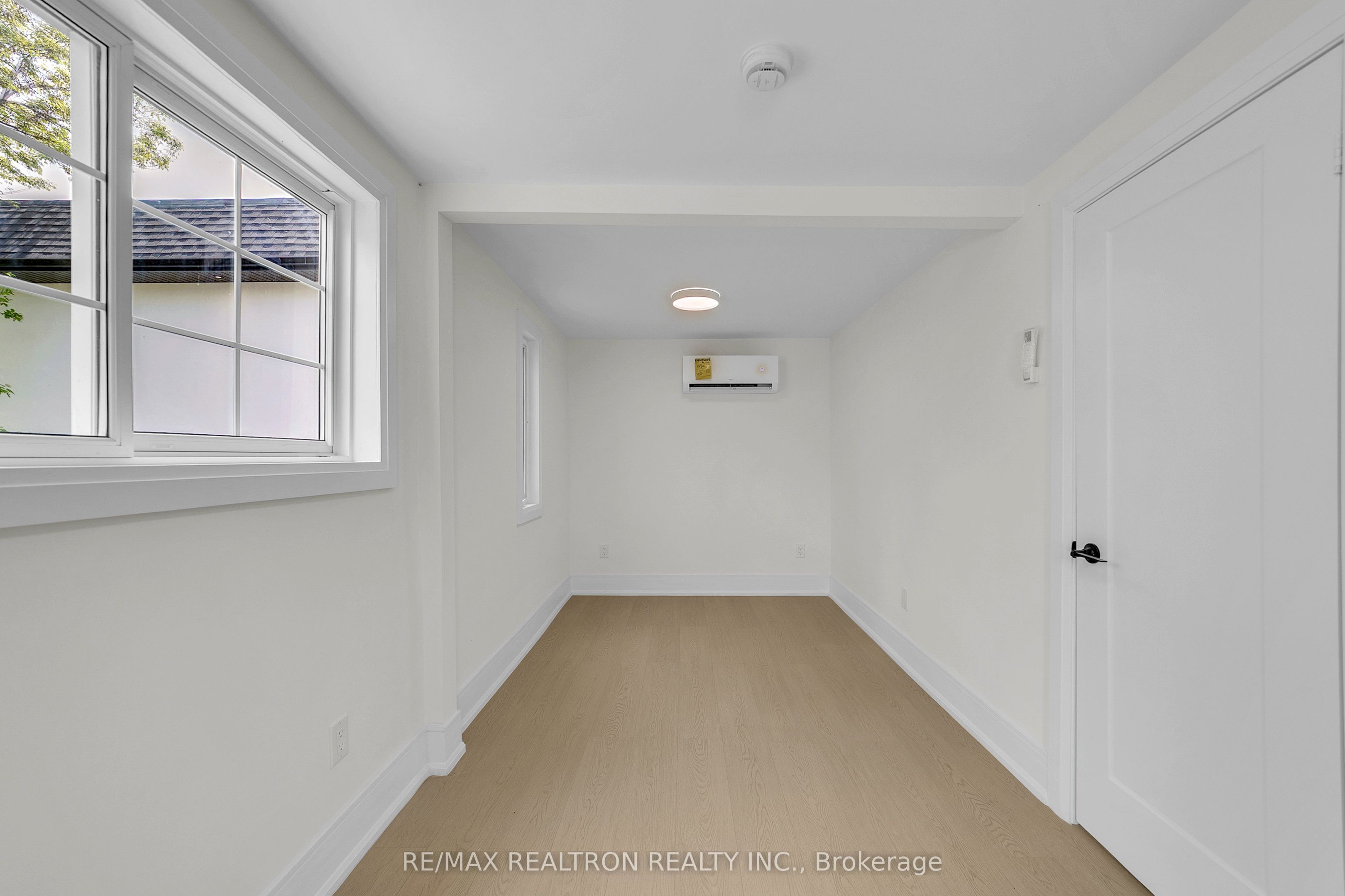 23 Sixteenth Street Property Photo 14