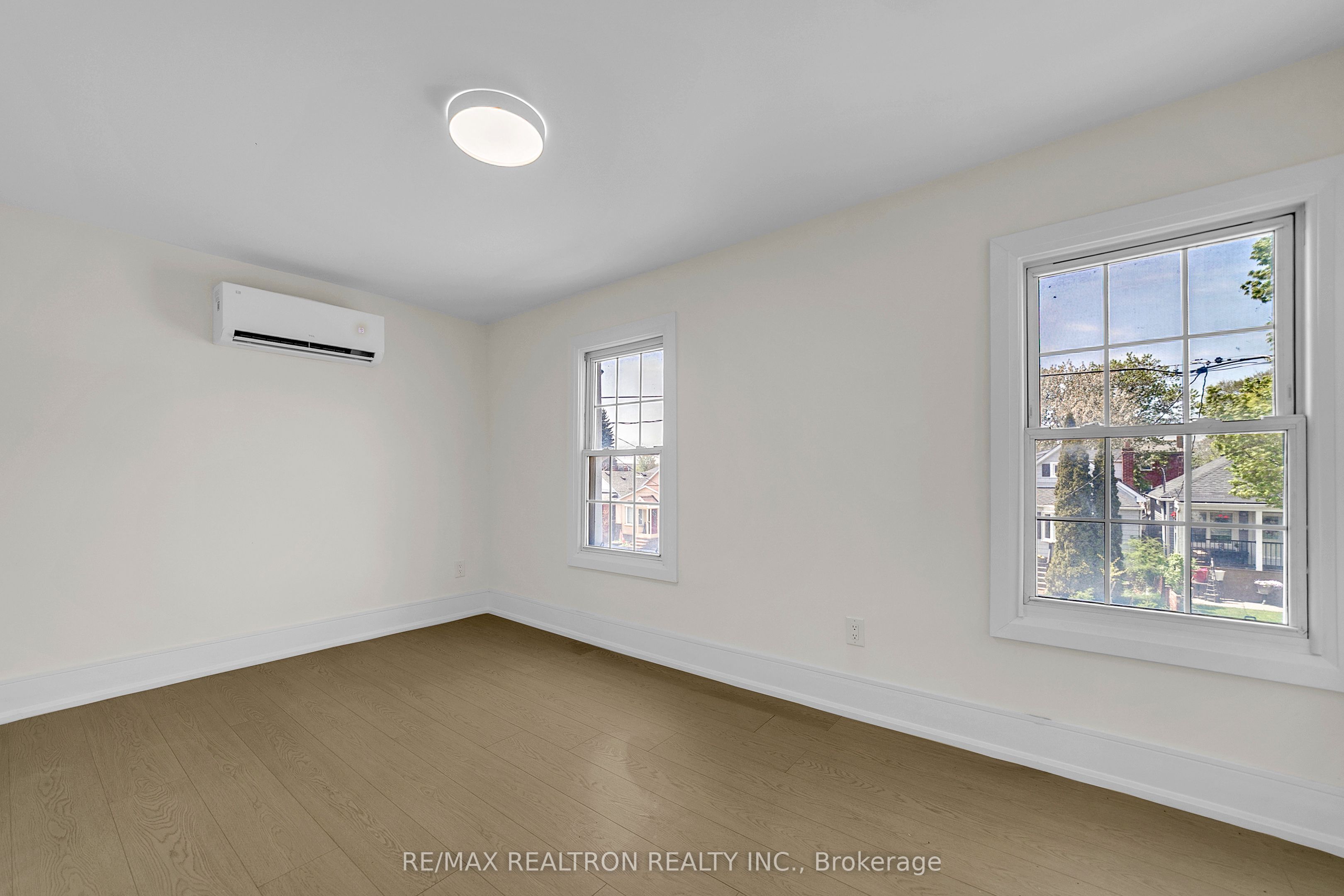 23 Sixteenth Street Property Photo 17