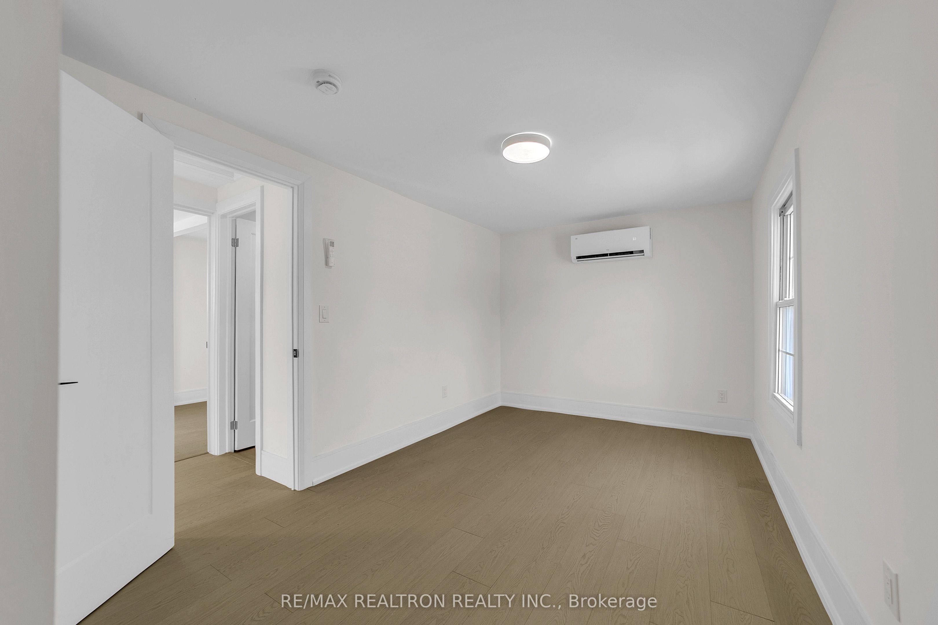 23 Sixteenth Street Property Photo 18
