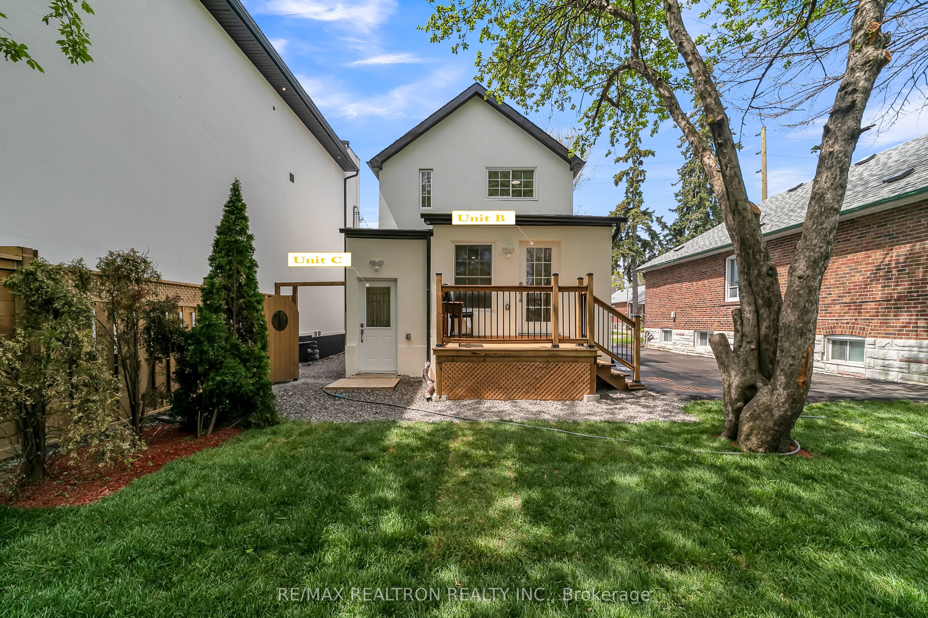 23 Sixteenth Street Property Photo 19