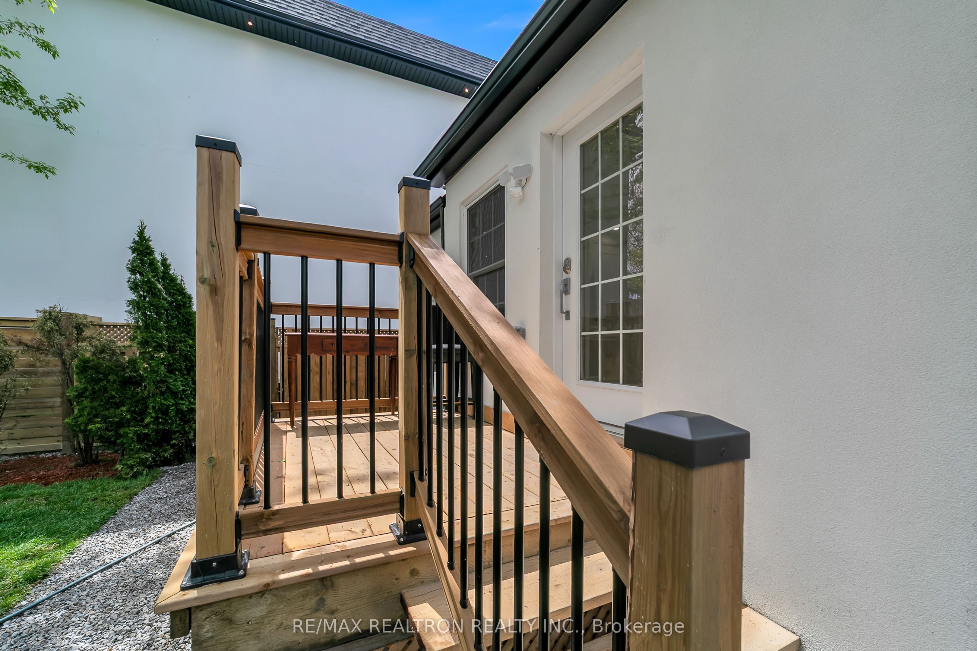 23 Sixteenth Street Property Photo 20