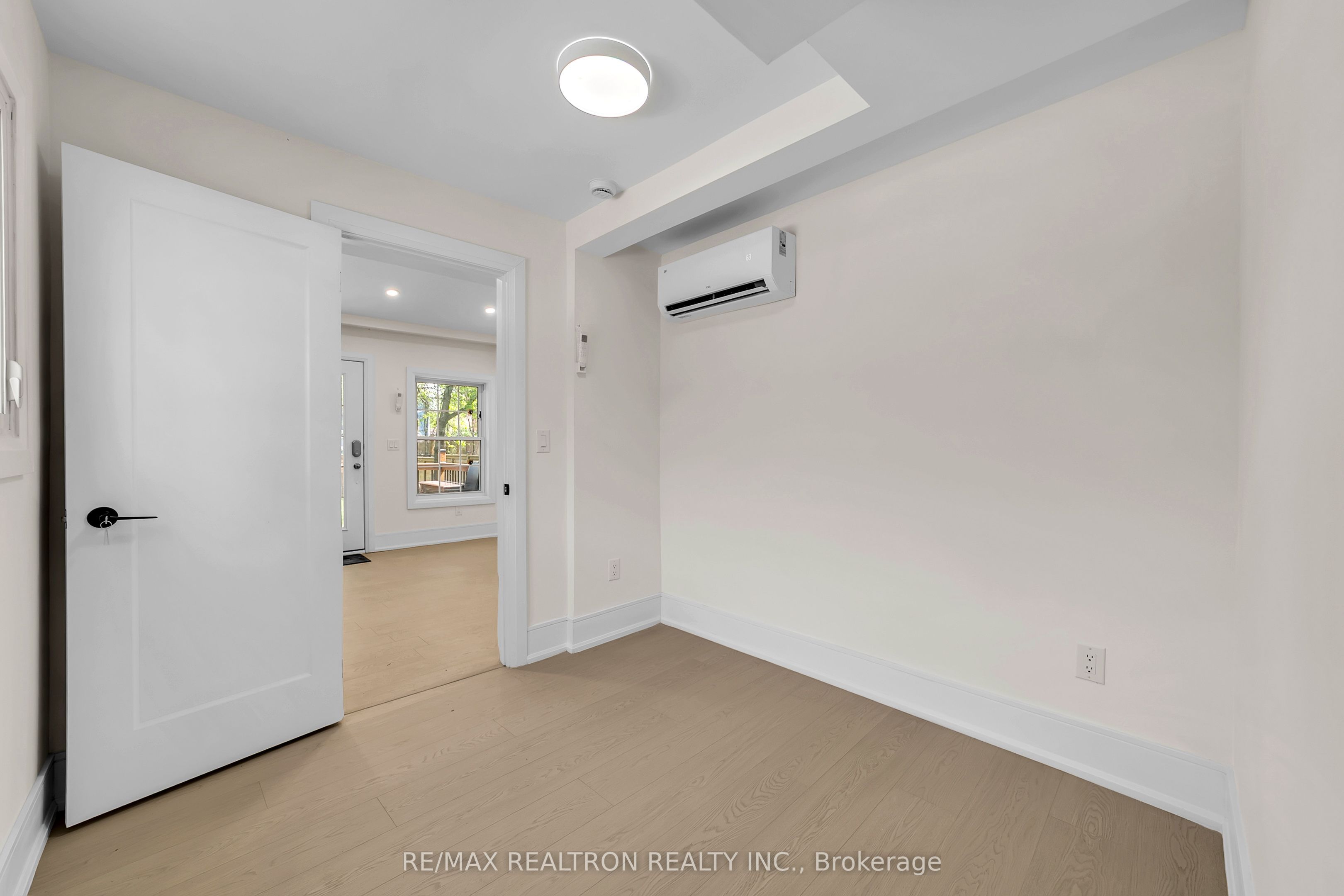 23 Sixteenth Street Property Photo 27