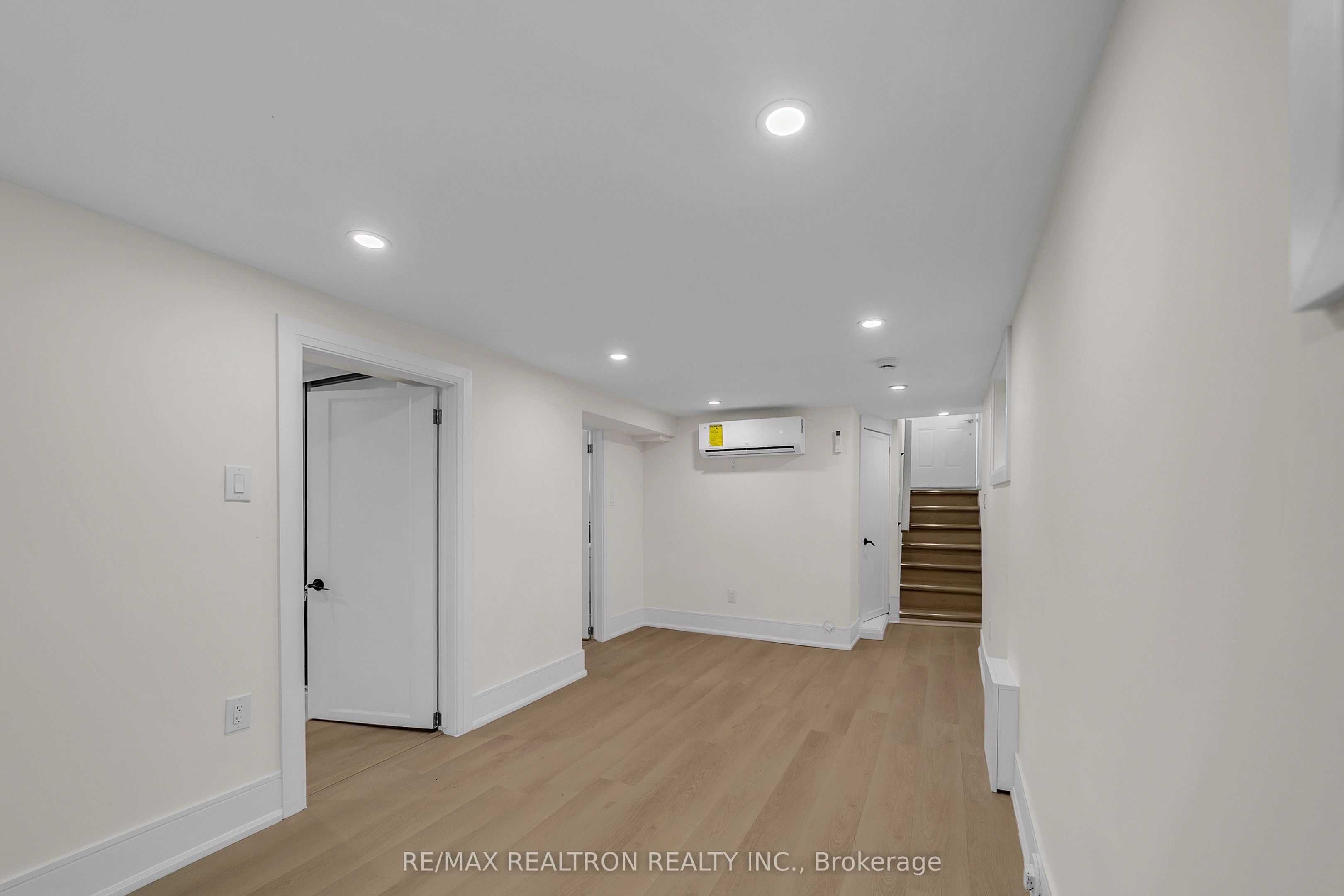 23 Sixteenth Street Property Photo 34