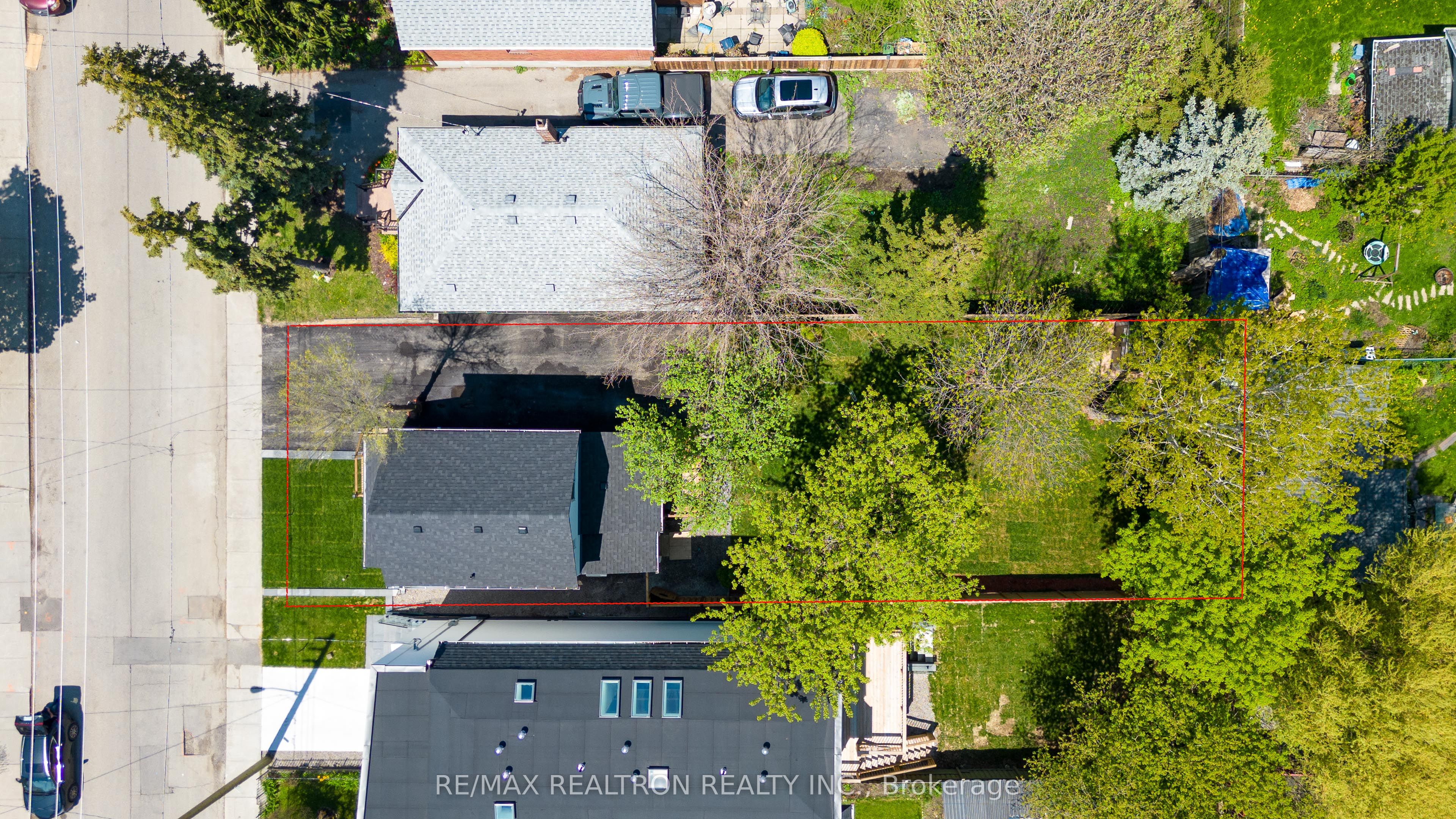 23 Sixteenth Street Property Photo 44