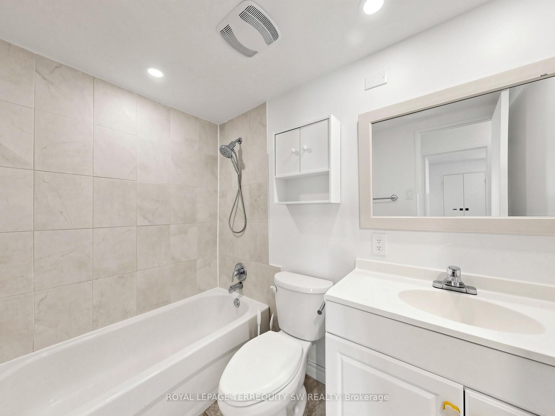 360 Ridelle Ave Avenue 2301 Property Photo 12