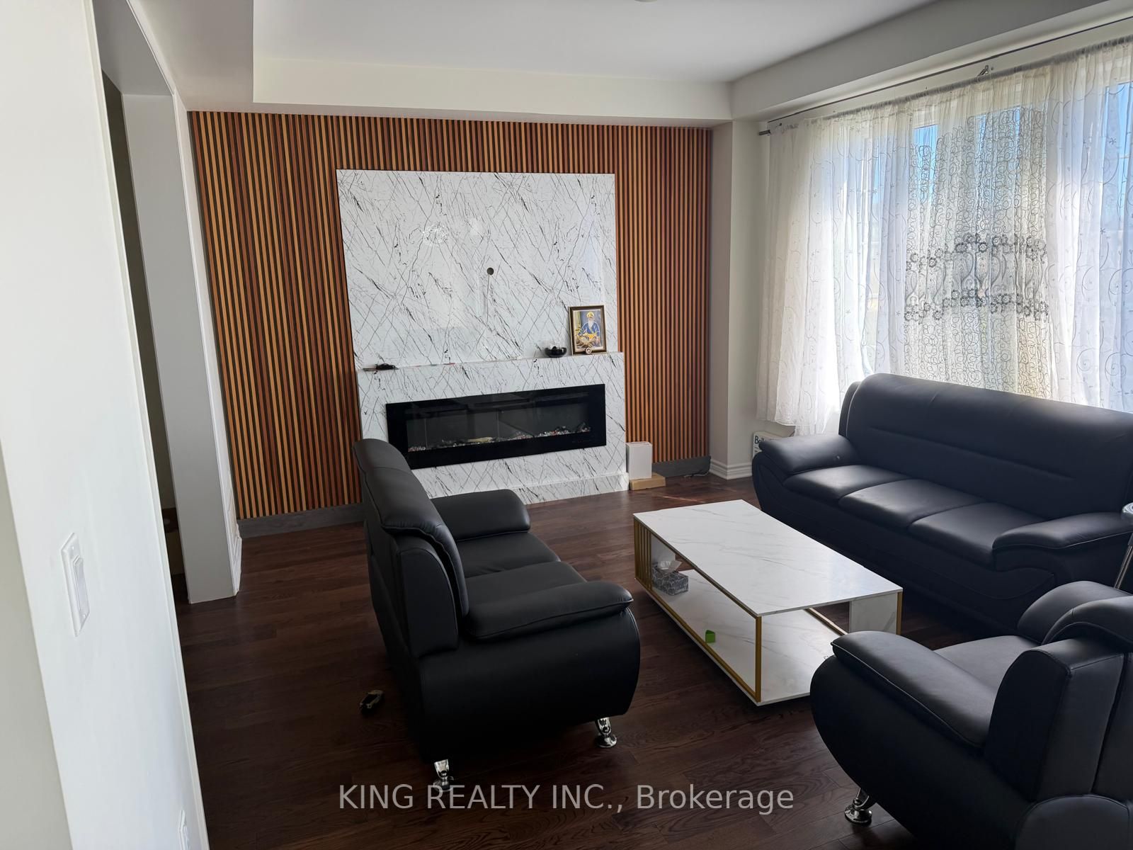 51 Eberly Woods Drive Property Photo 4