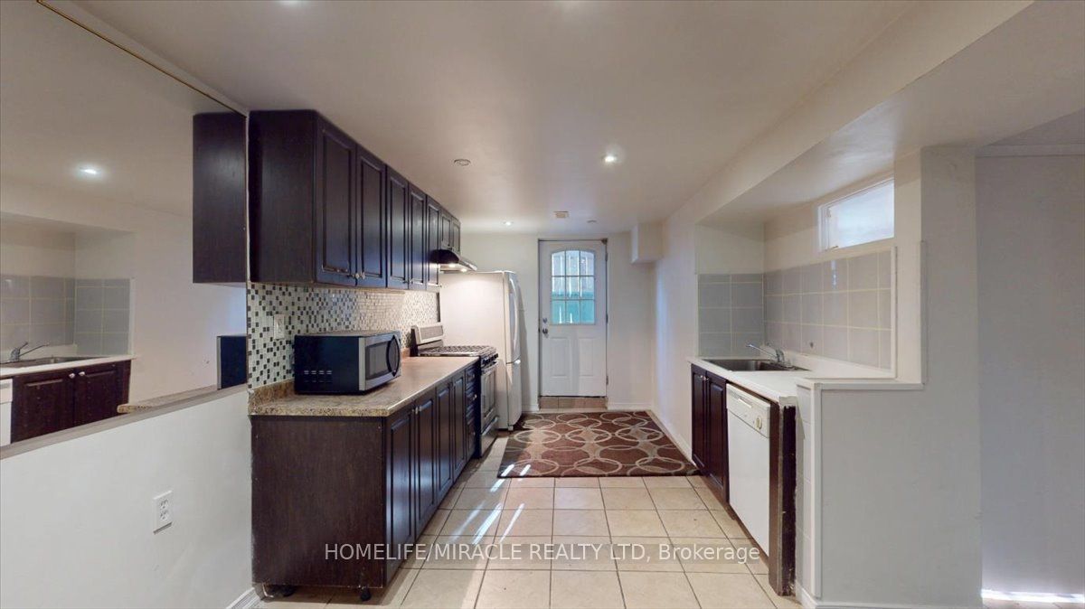 5026 Moulin Rouge Crescent Bsmnt Property Photo 12