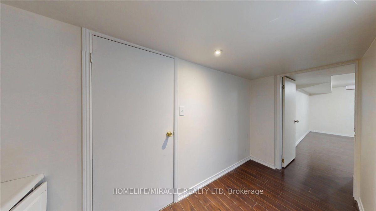 5026 Moulin Rouge Crescent Bsmnt Property Photo 16