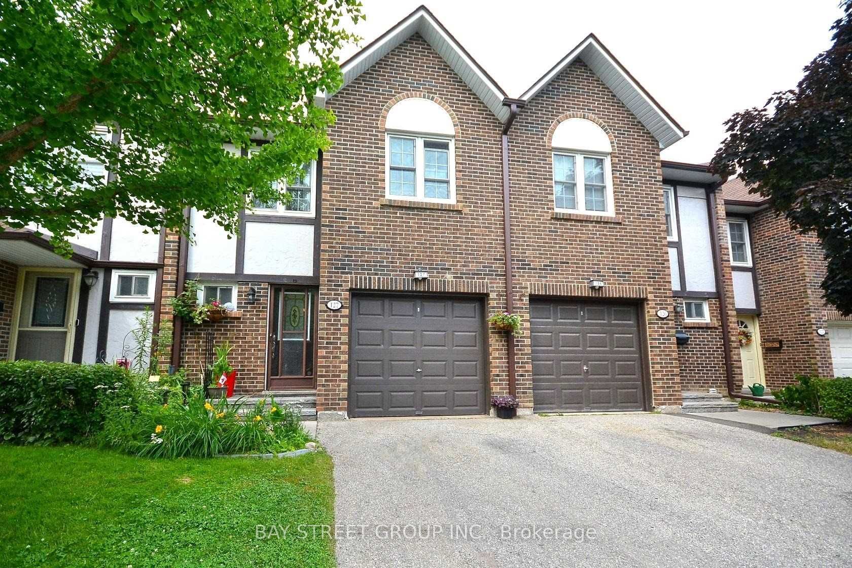 2120 Rathburn Road E 127 Property Photo 1