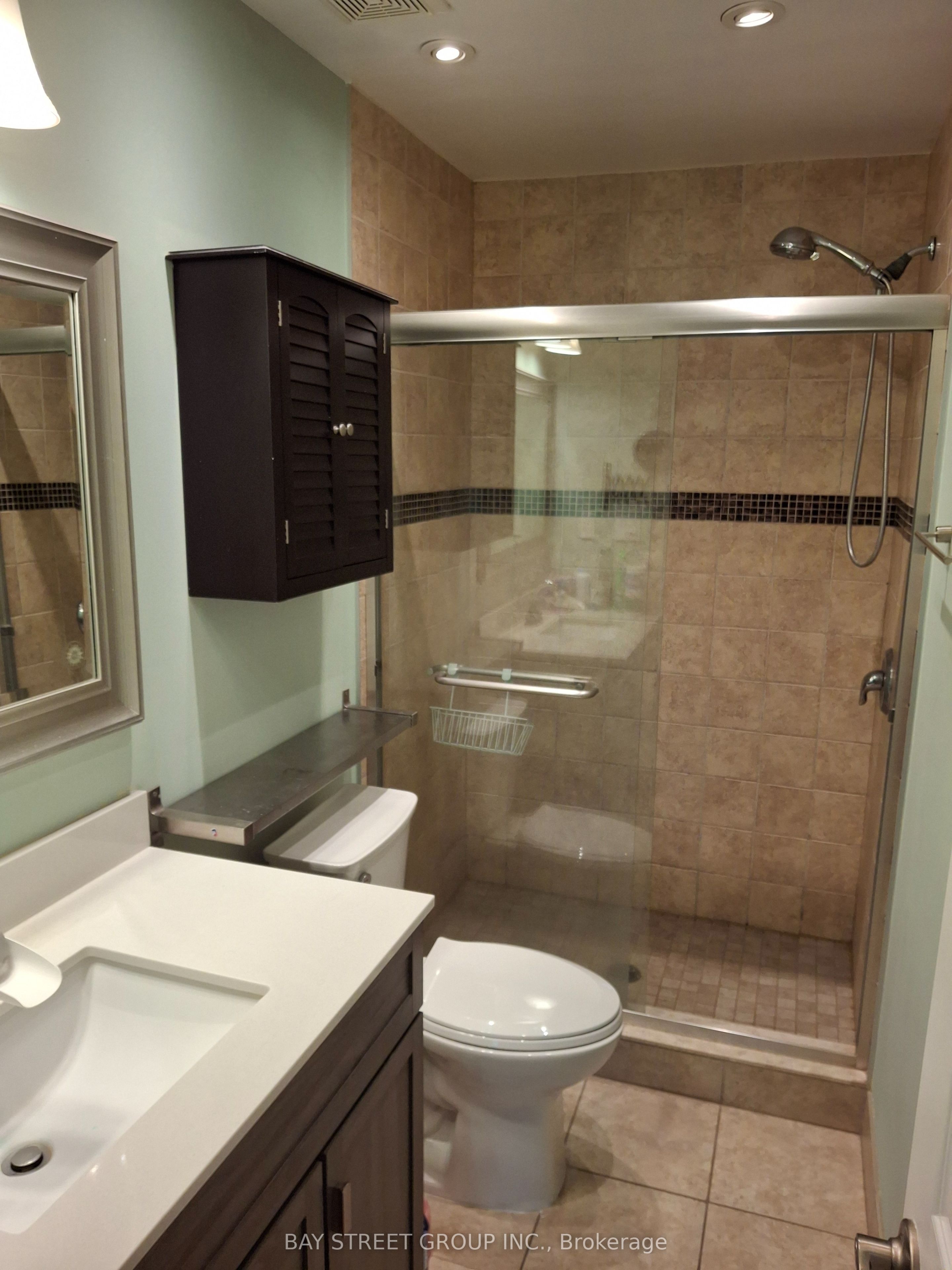 2120 Rathburn Road E 127 Property Photo 7