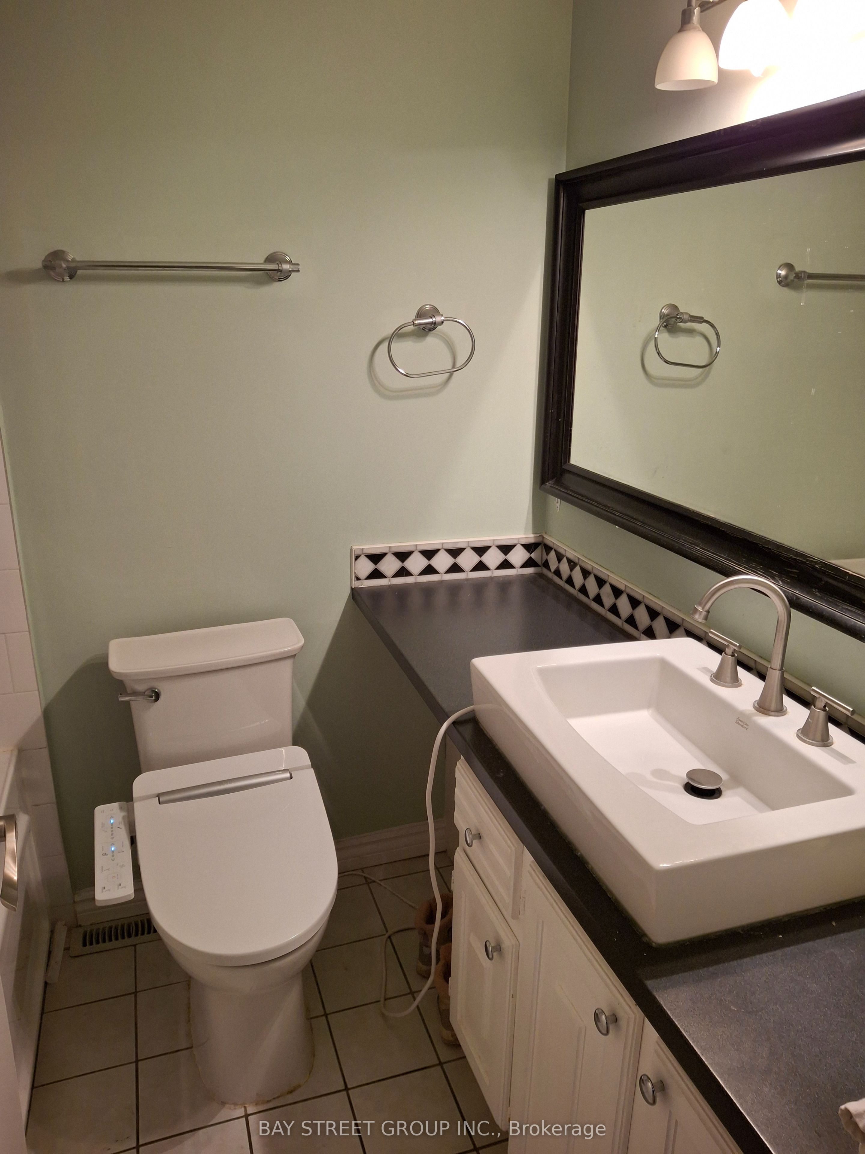 2120 Rathburn Road E 127 Property Photo 9