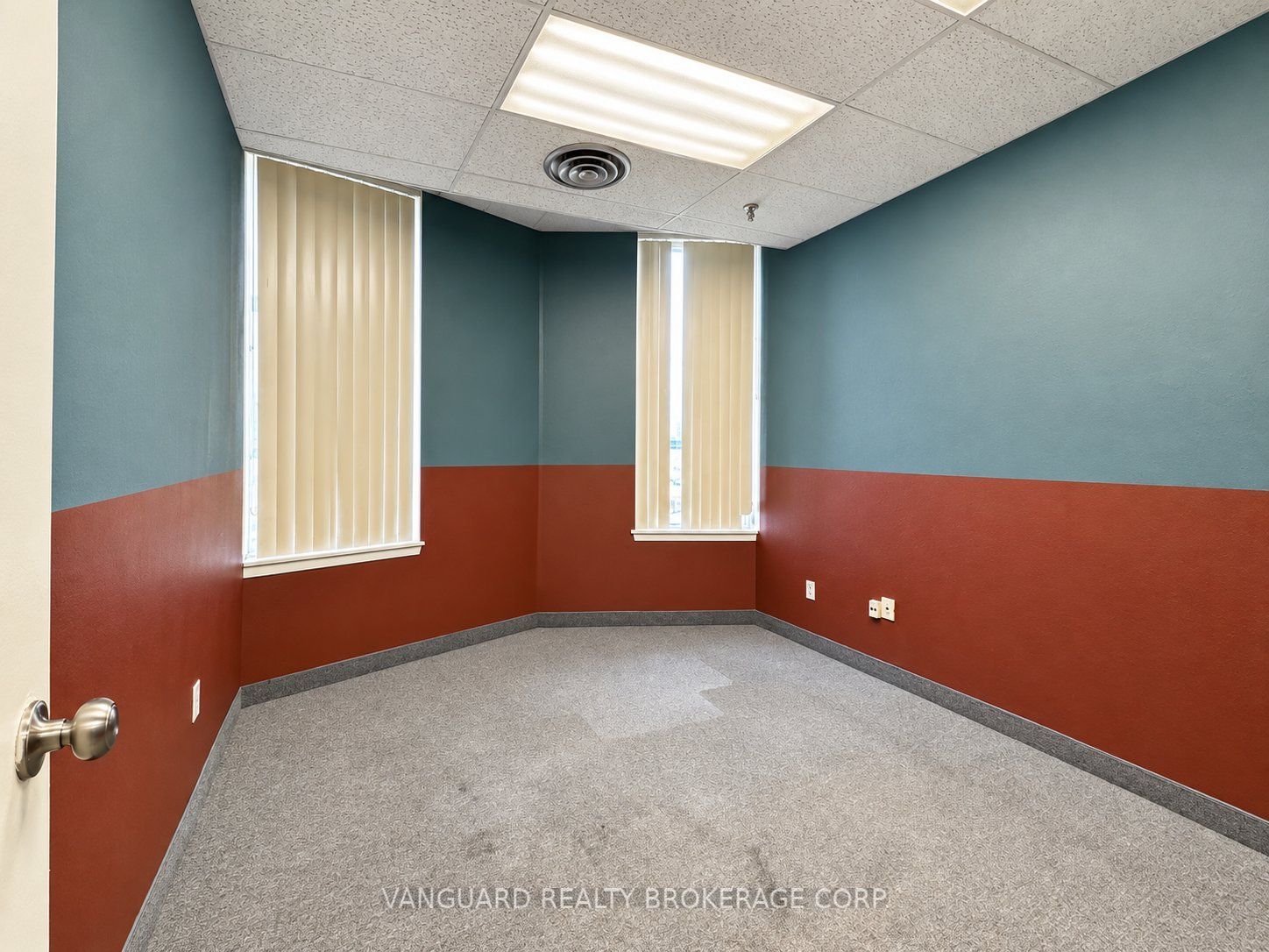 61 Alness Street 201 Property Photo 14