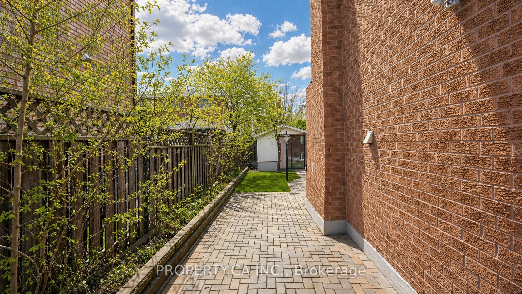 1469 Brentano Boulevard Property Photo 8