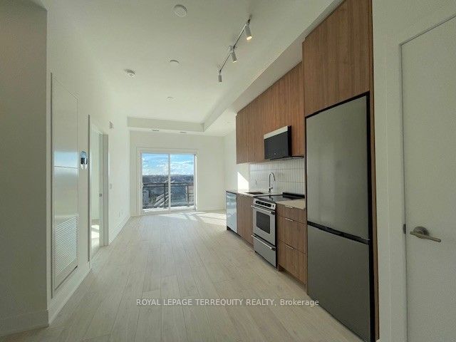 3008 William Cutmore Boulevard 702 Property Photo 11