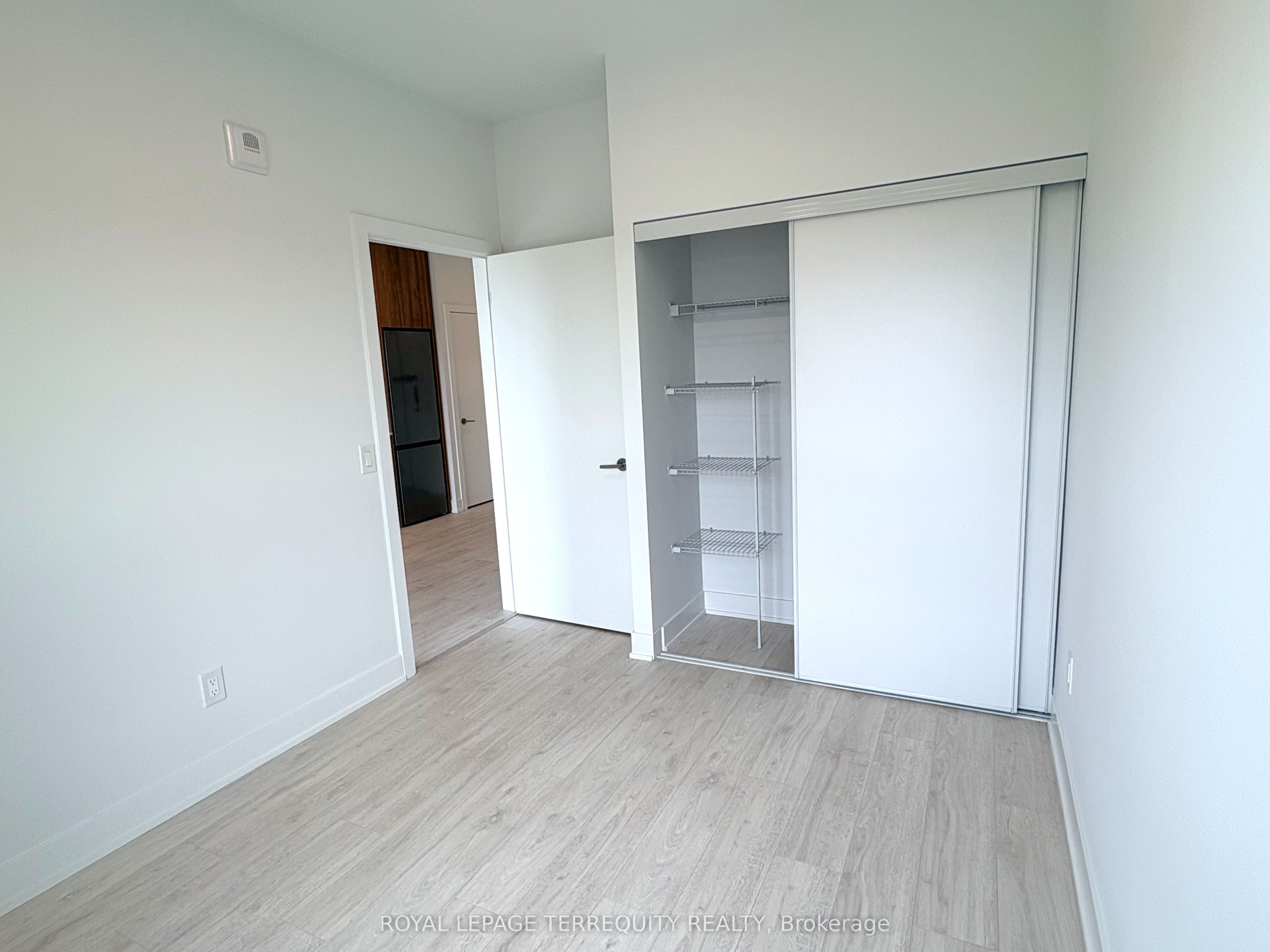3008 William Cutmore Boulevard 702 Property Photo 22