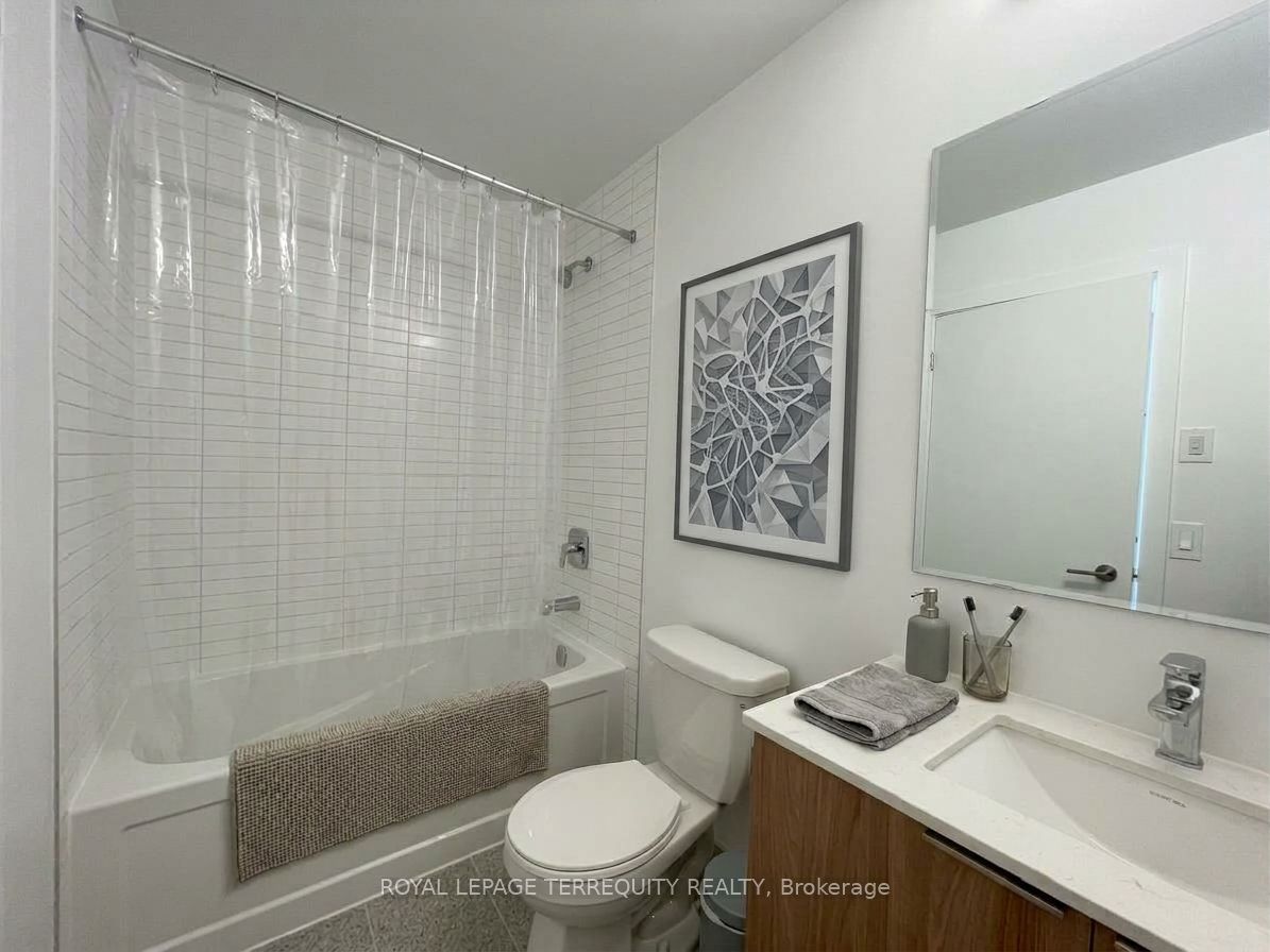3008 William Cutmore Boulevard 702 Property Photo 24