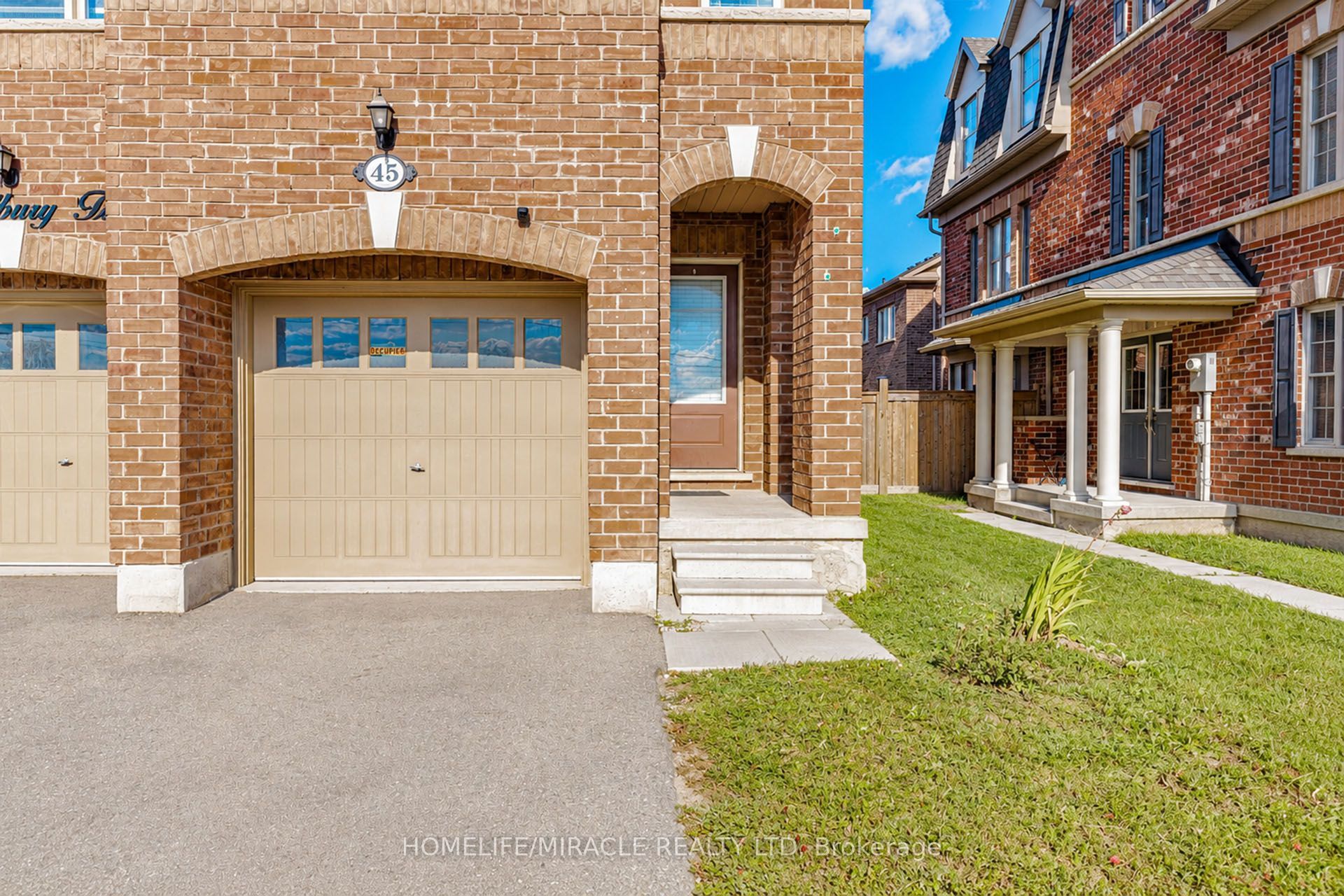 45 Padbury Trail Property Photo 3