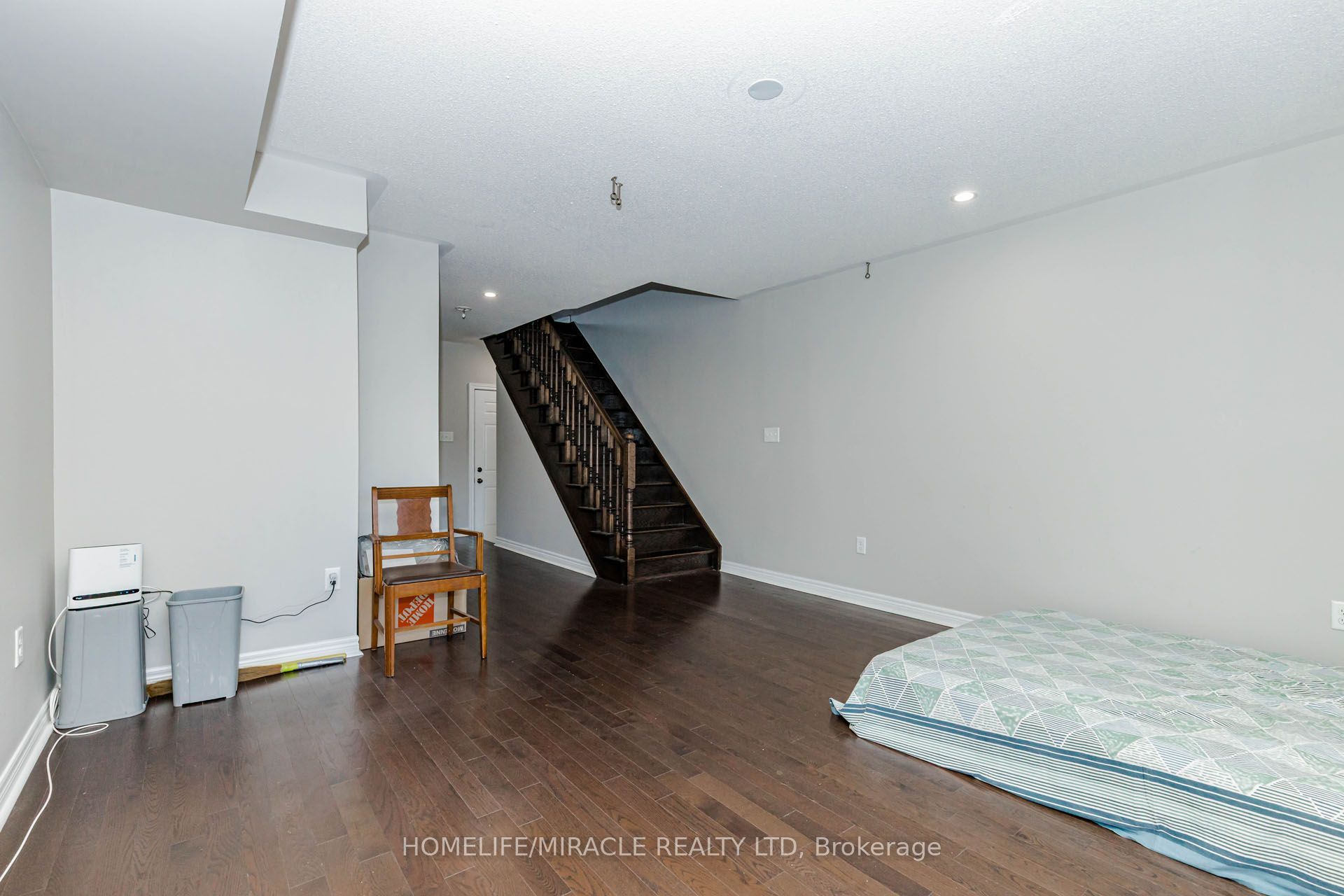 45 Padbury Trail Property Photo 10