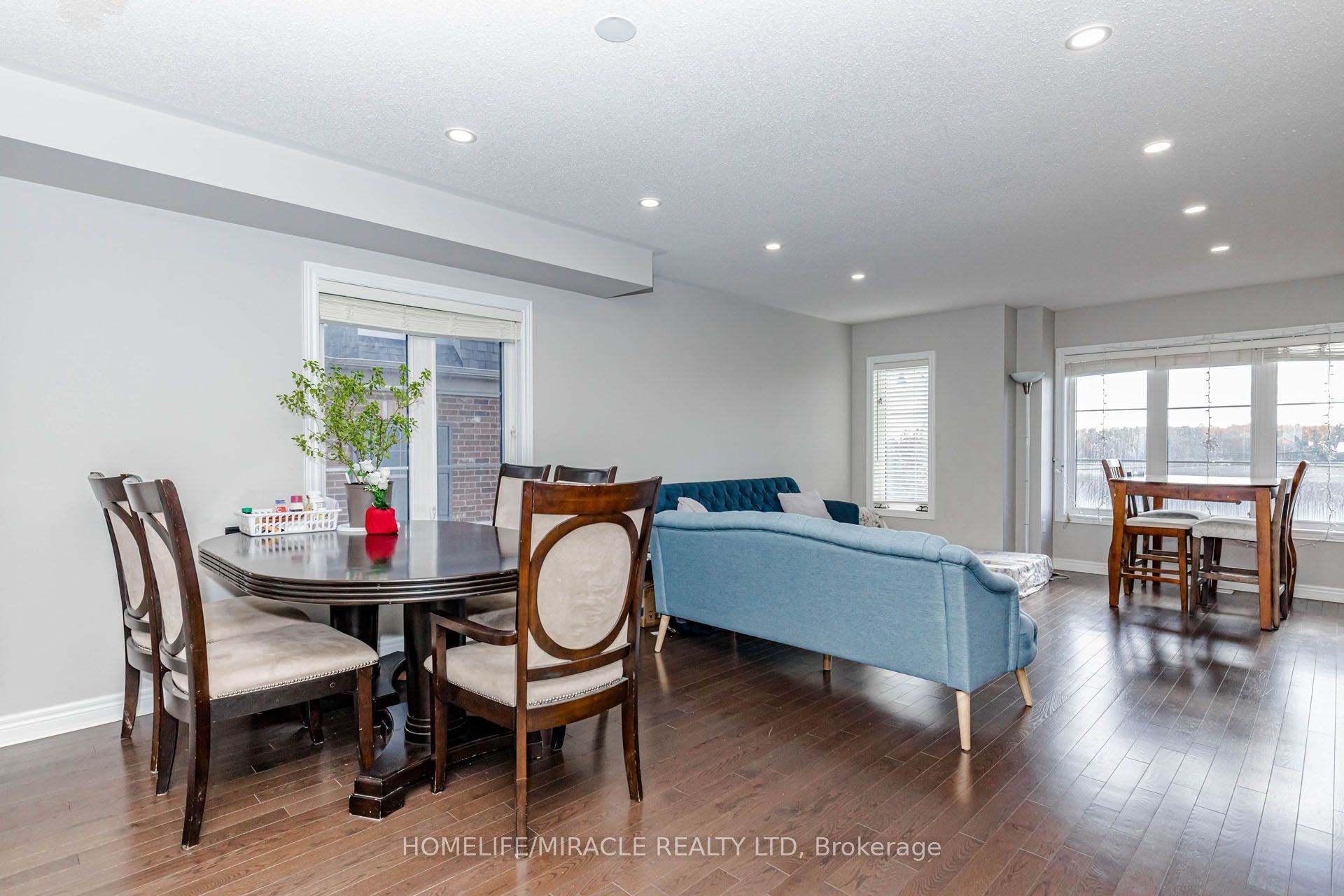 45 Padbury Trail Property Photo 13