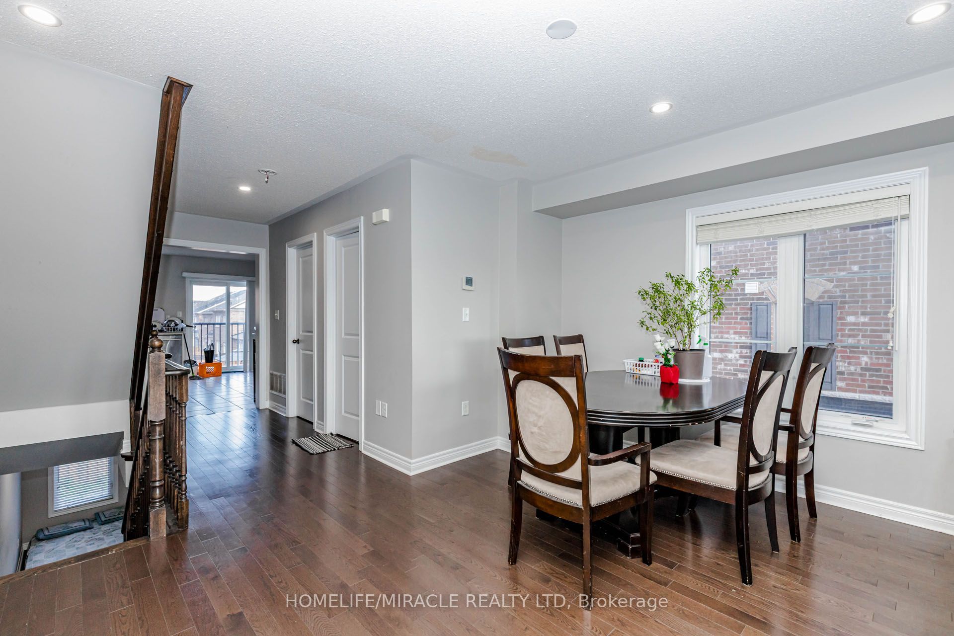 45 Padbury Trail Property Photo 15