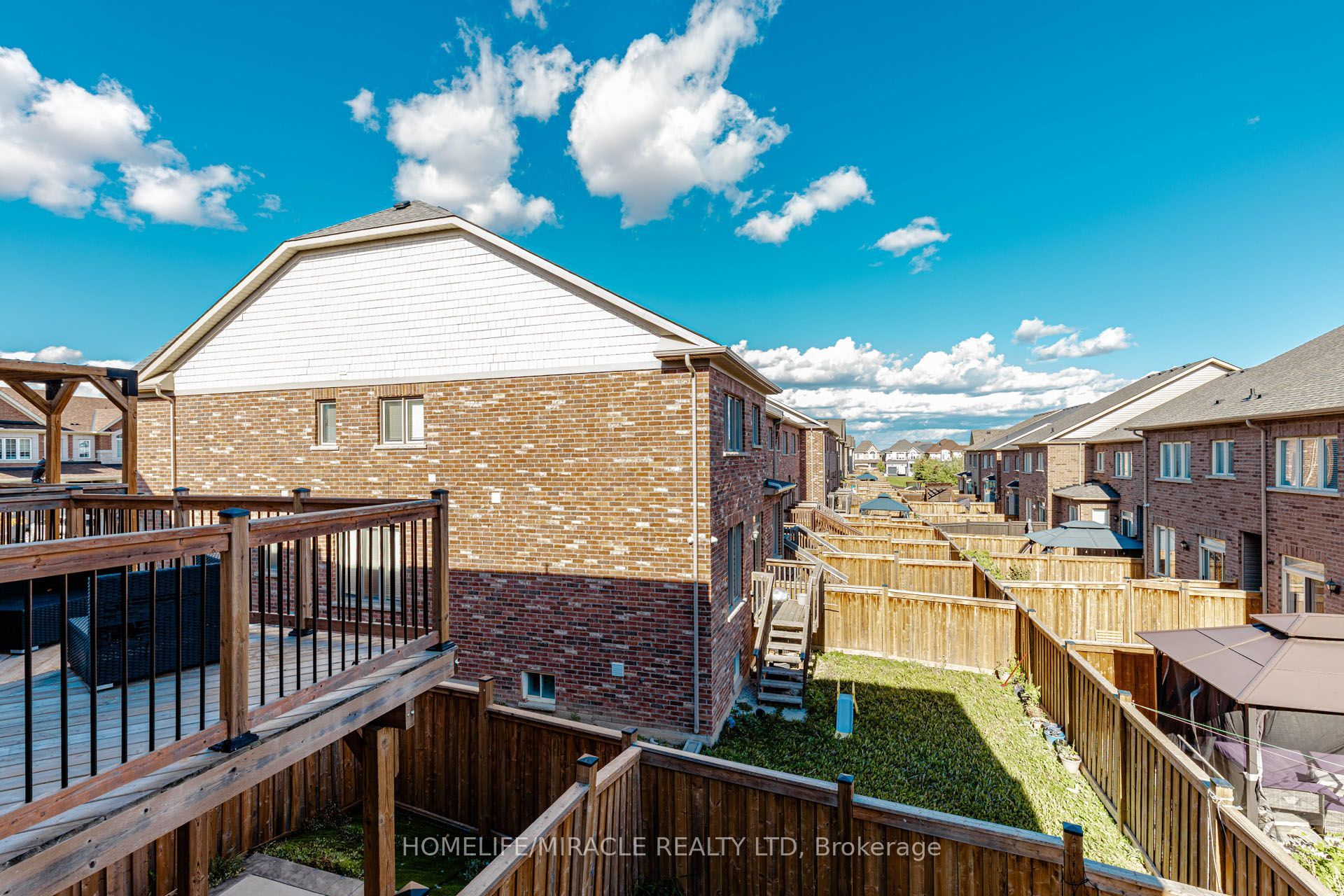 45 Padbury Trail Property Photo 28