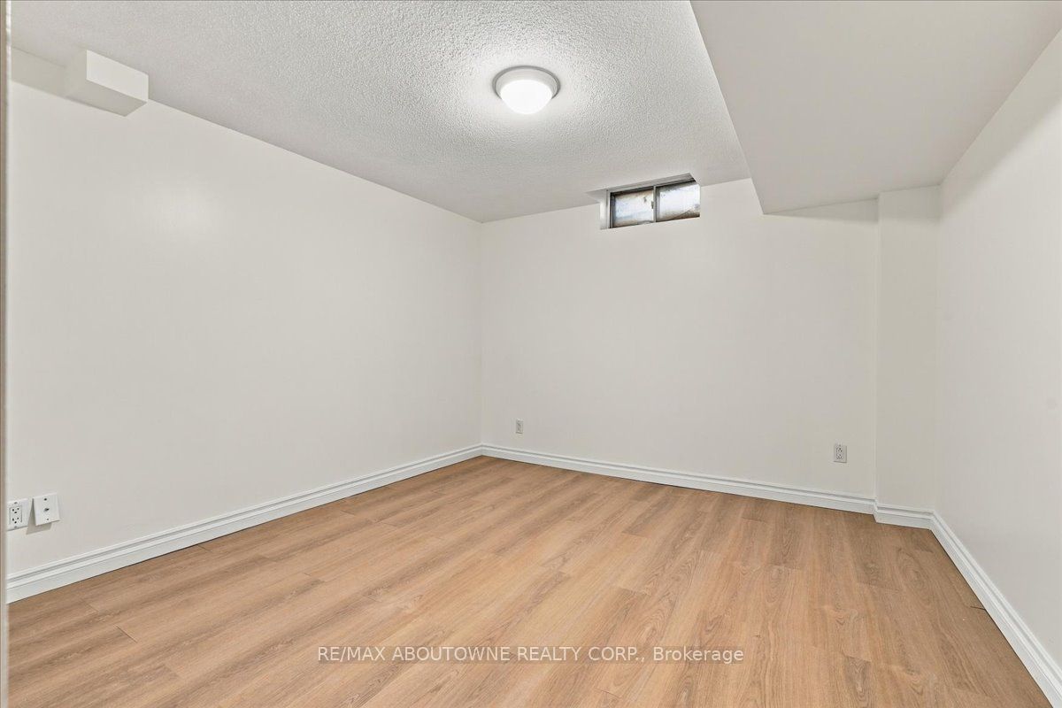 1125 Grand Boulevard Property Photo 37