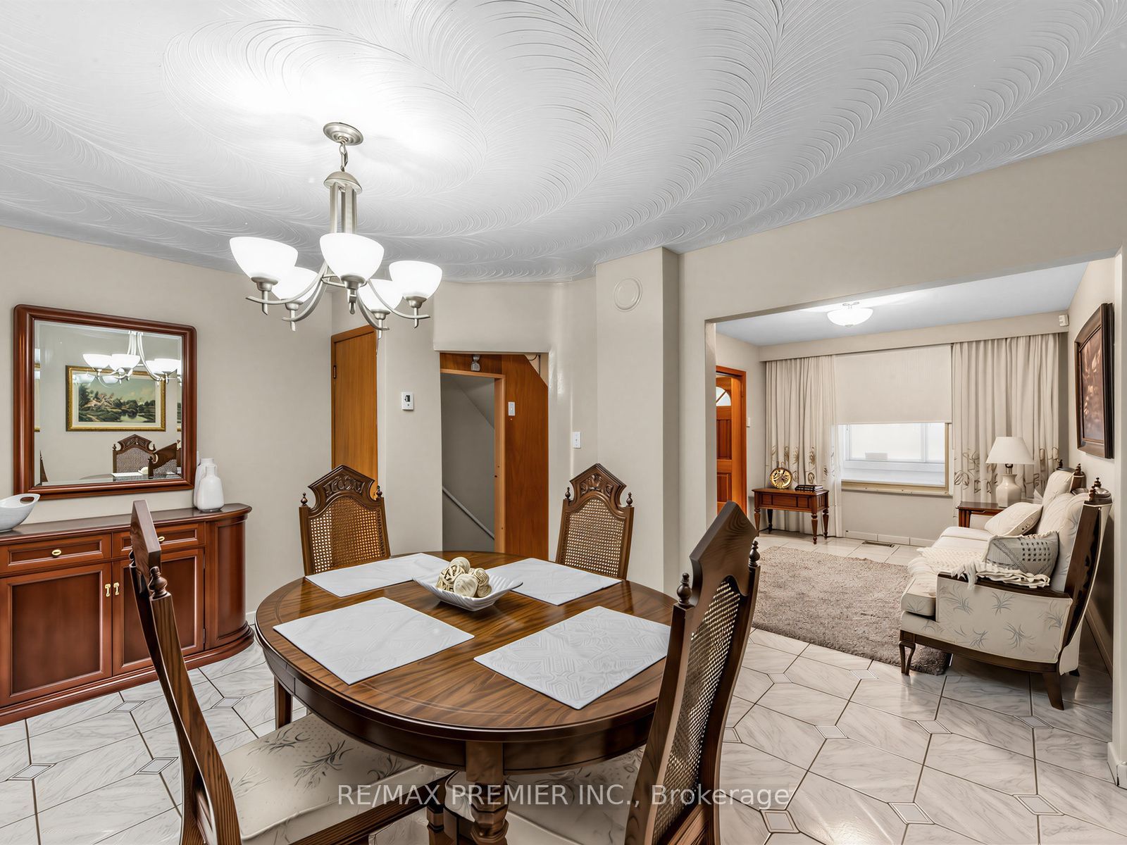 155 Ascot Avenue Property Photo 8