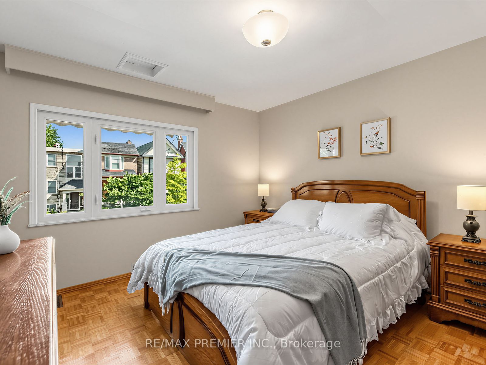 155 Ascot Avenue Property Photo 16