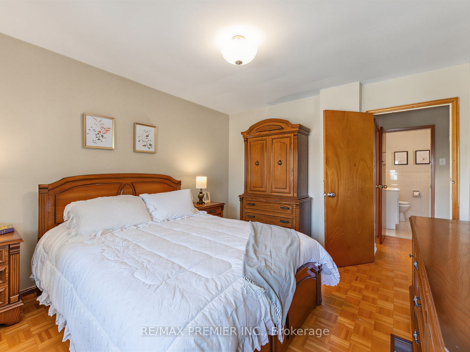 155 Ascot Avenue Property Photo 18