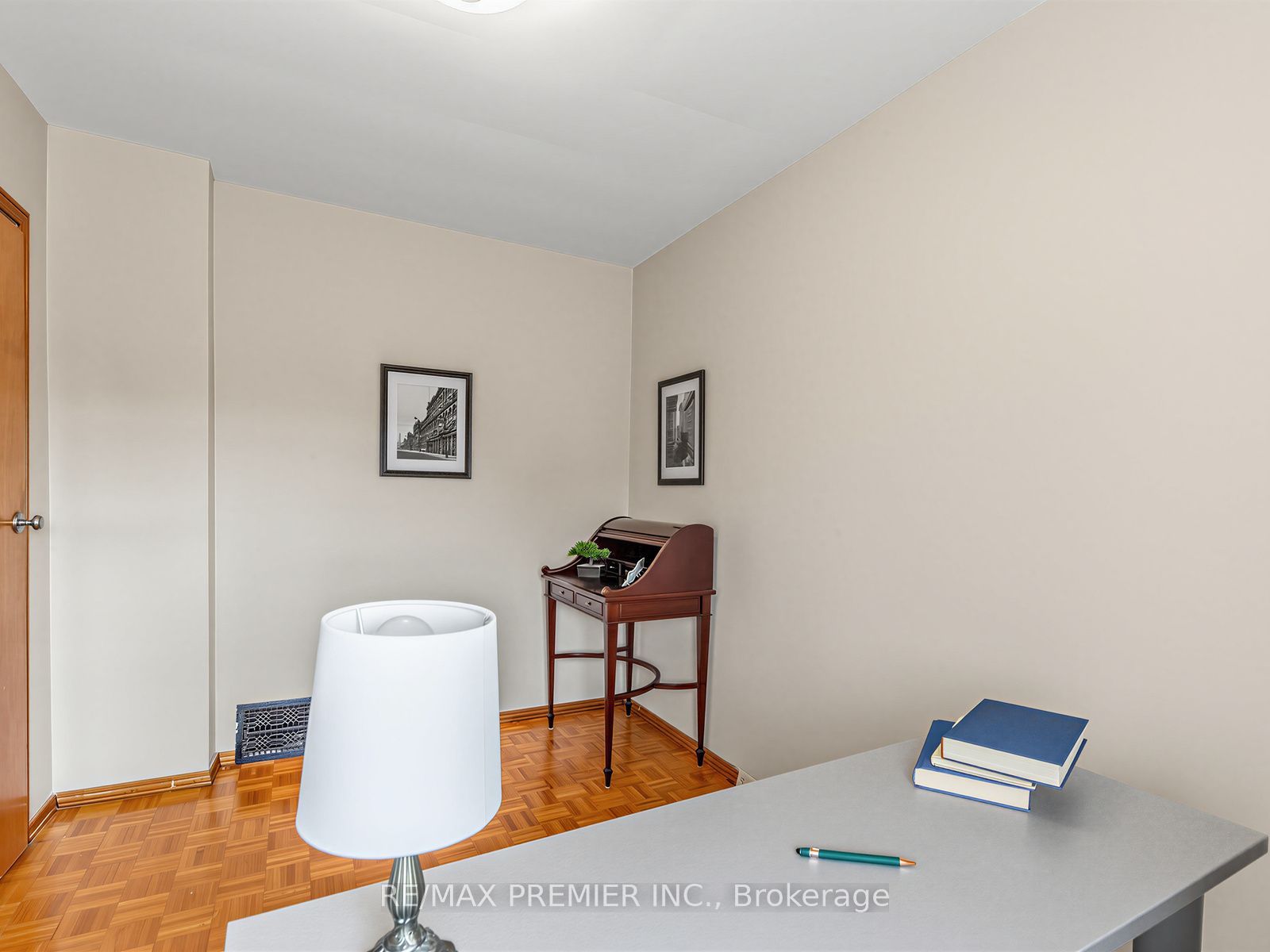 155 Ascot Avenue Property Photo 22