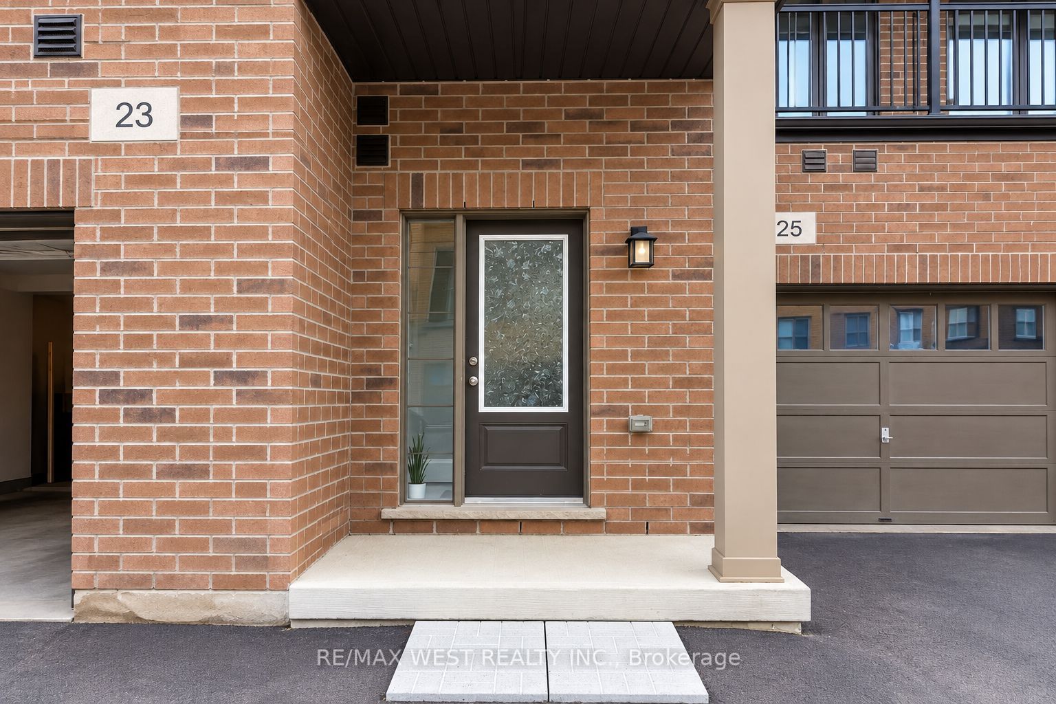 23 Lipscott Drive Property Photo 1
