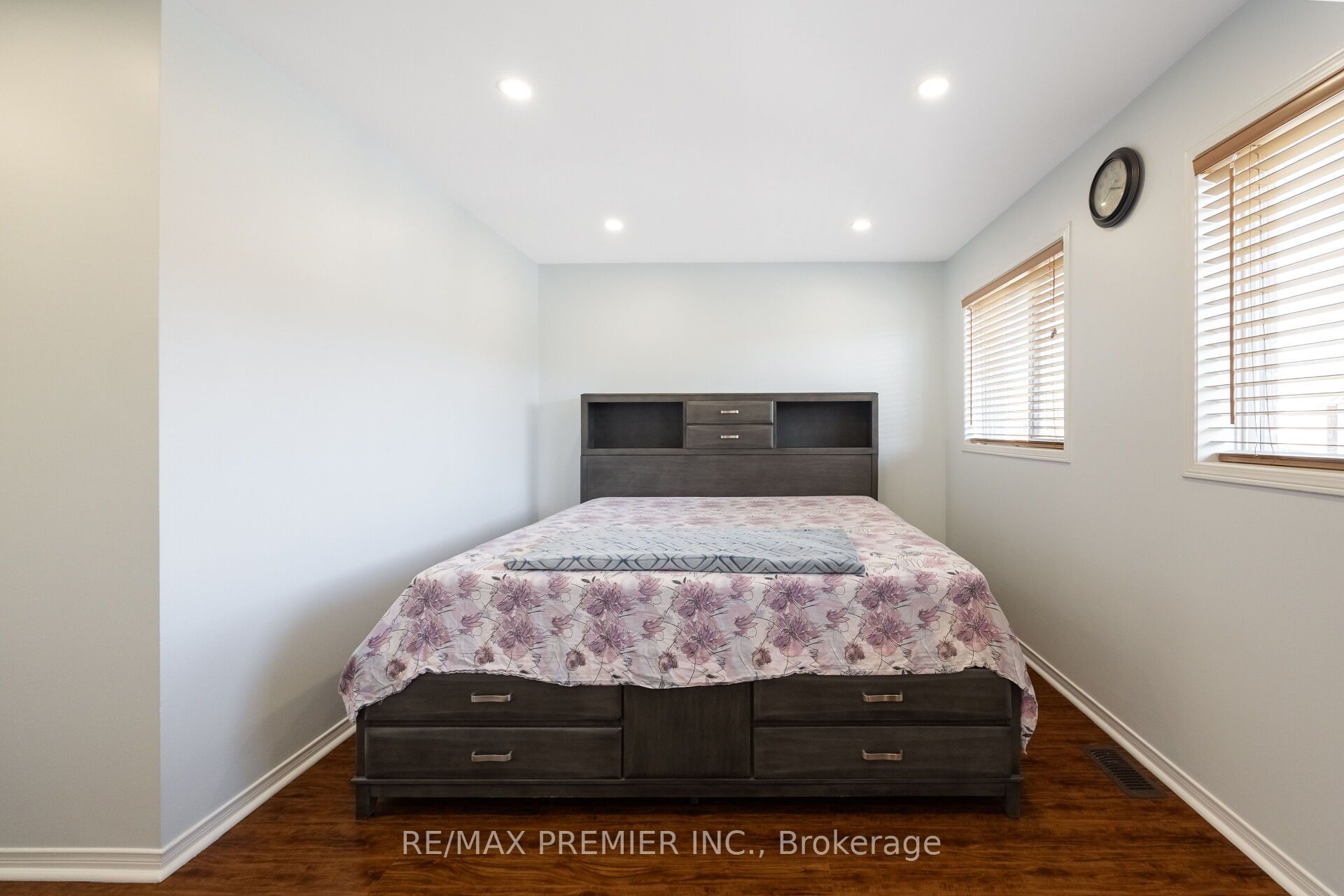 1268 Newell Street Property Photo 21