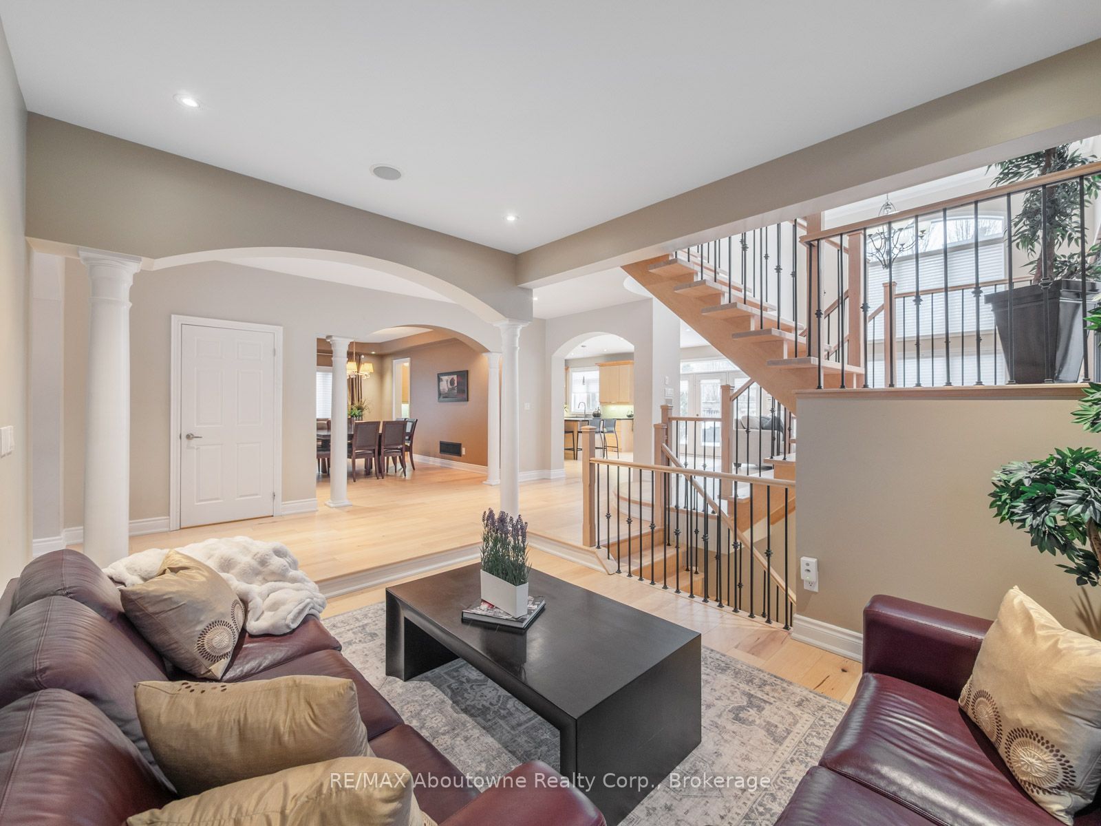 1468 Ferncrest Road Property Photo 8