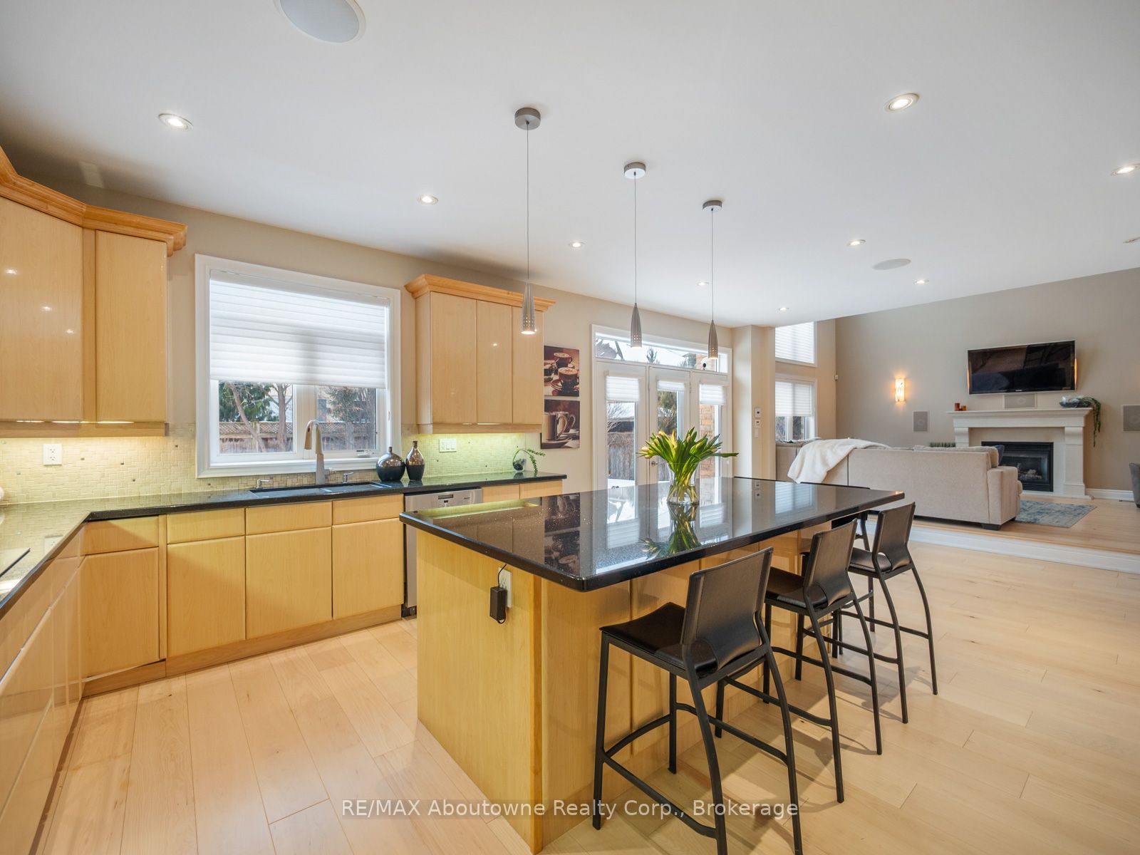 1468 Ferncrest Road Property Photo 12