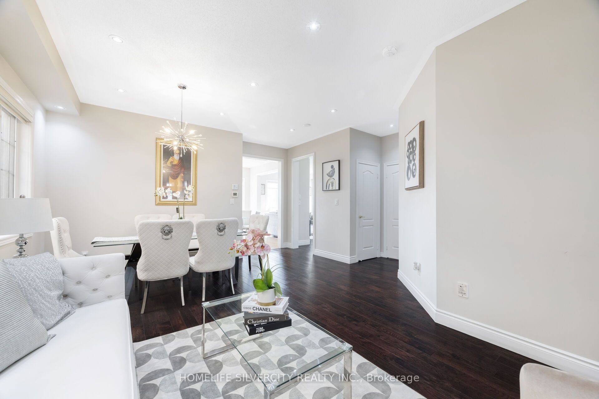 14 Levendale Court Property Photo 8