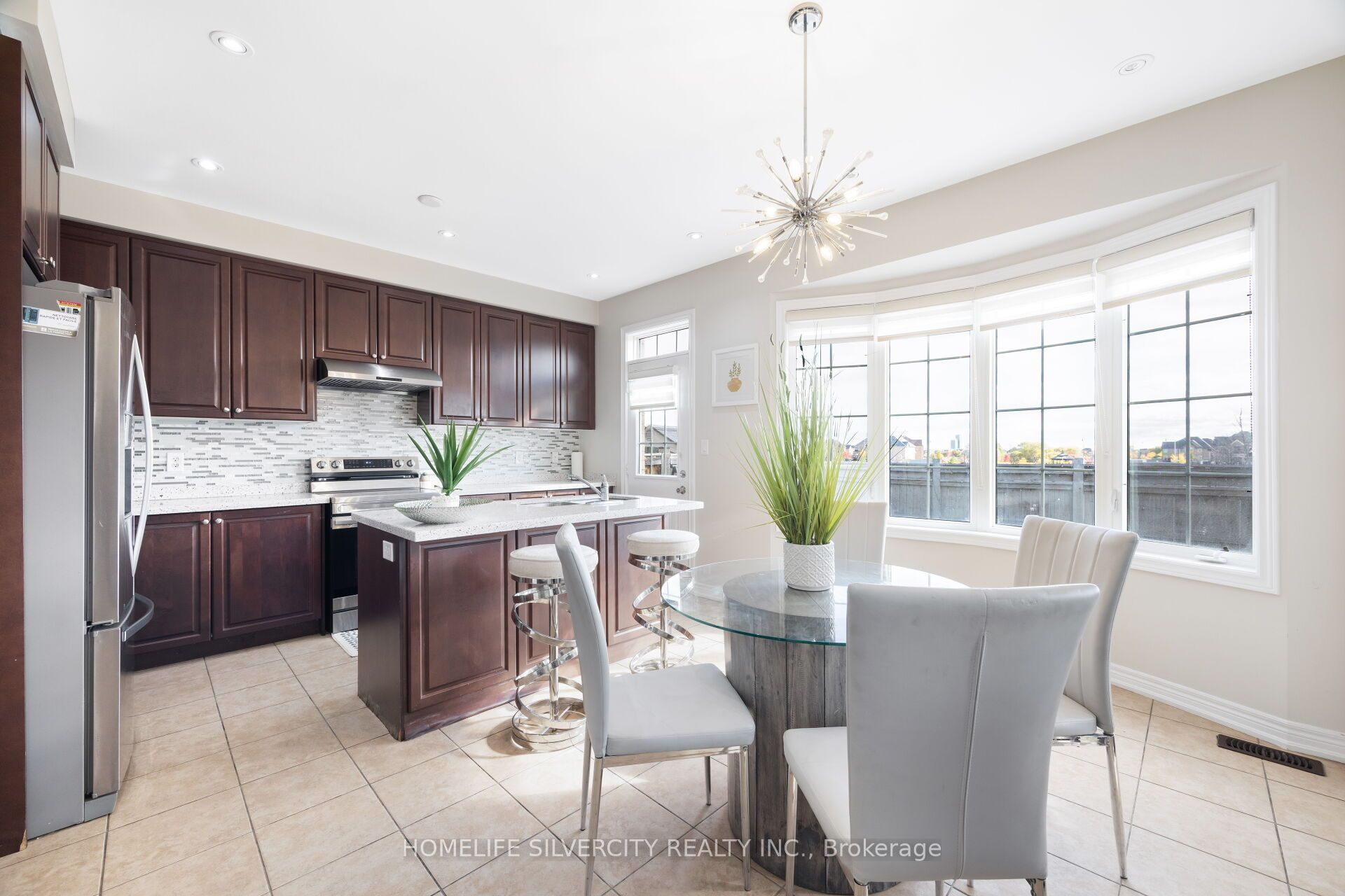 14 Levendale Court Property Photo 13