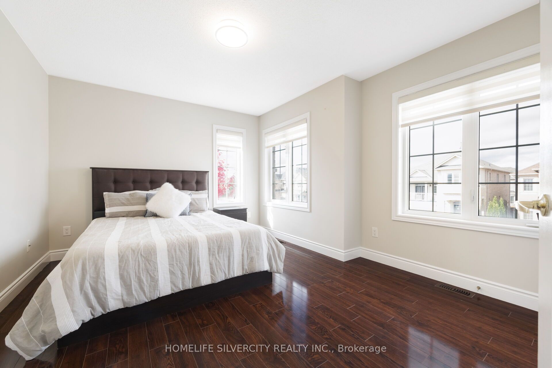 14 Levendale Court Property Photo 26