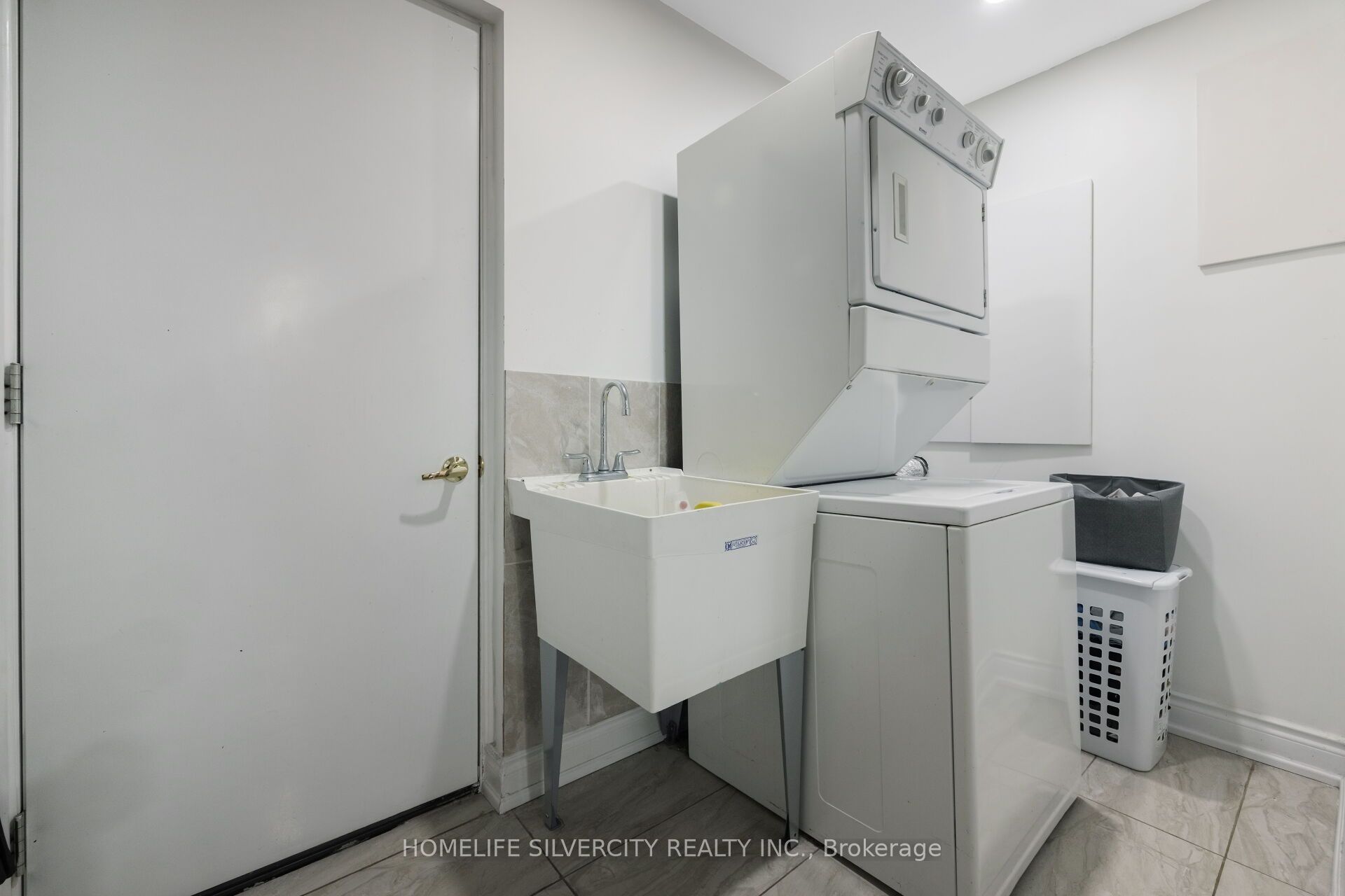 14 Levendale Court Property Photo 44