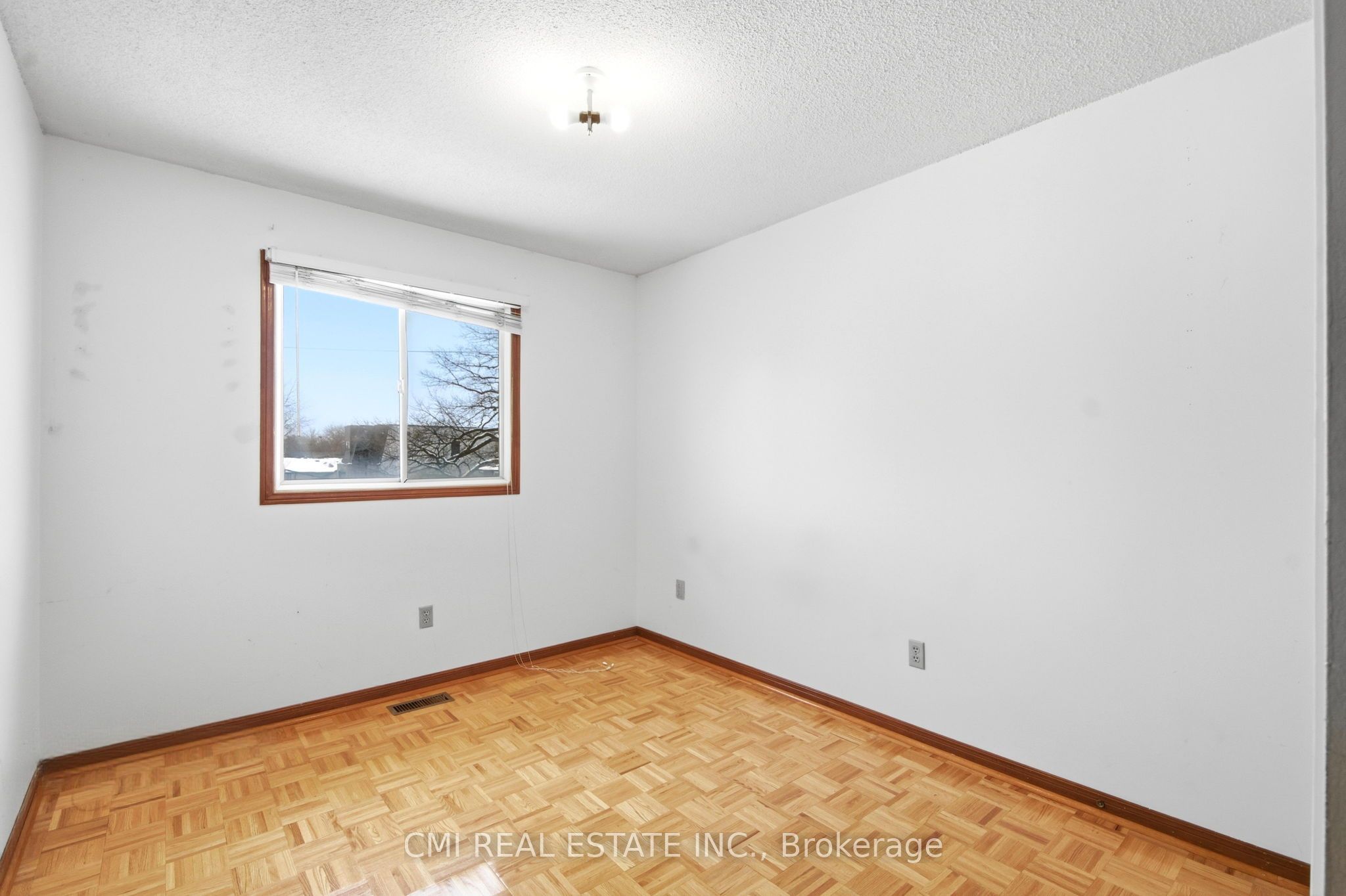 3 Forest Point Drive Property Photo 18