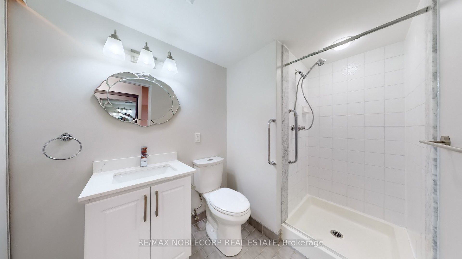41 Markbrook Lane 906 Property Photo 27