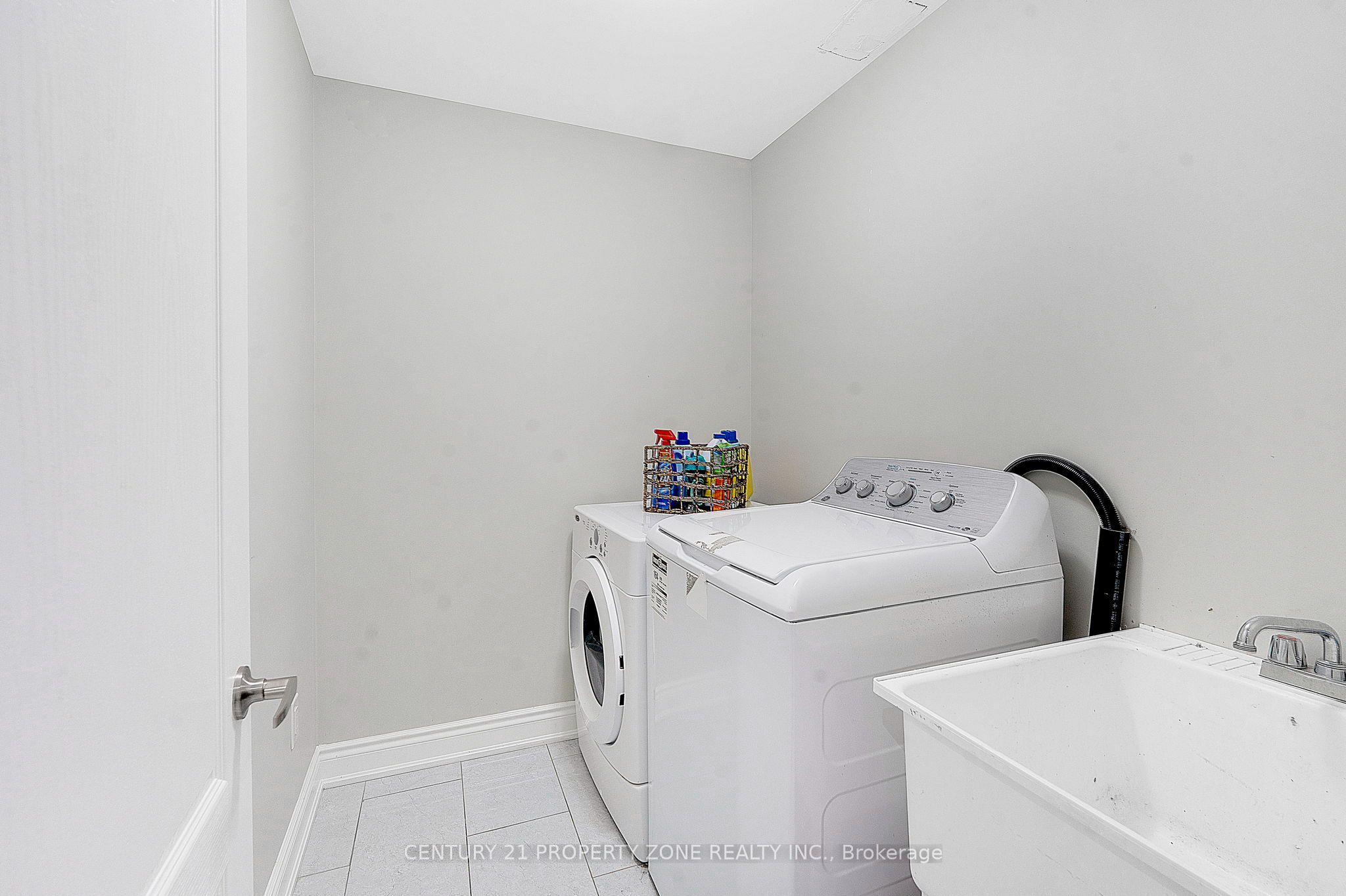31 Agricola Road Property Photo 39
