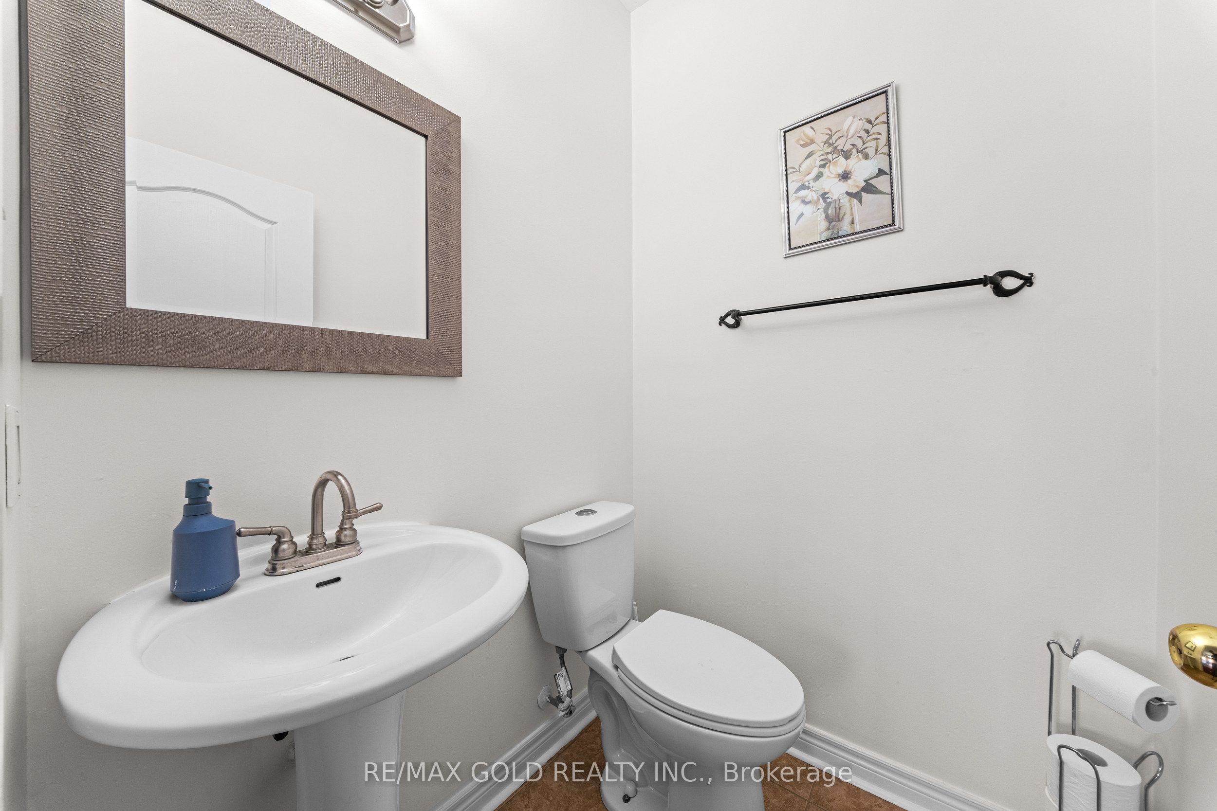11 Maple Valley Street Property Photo 11