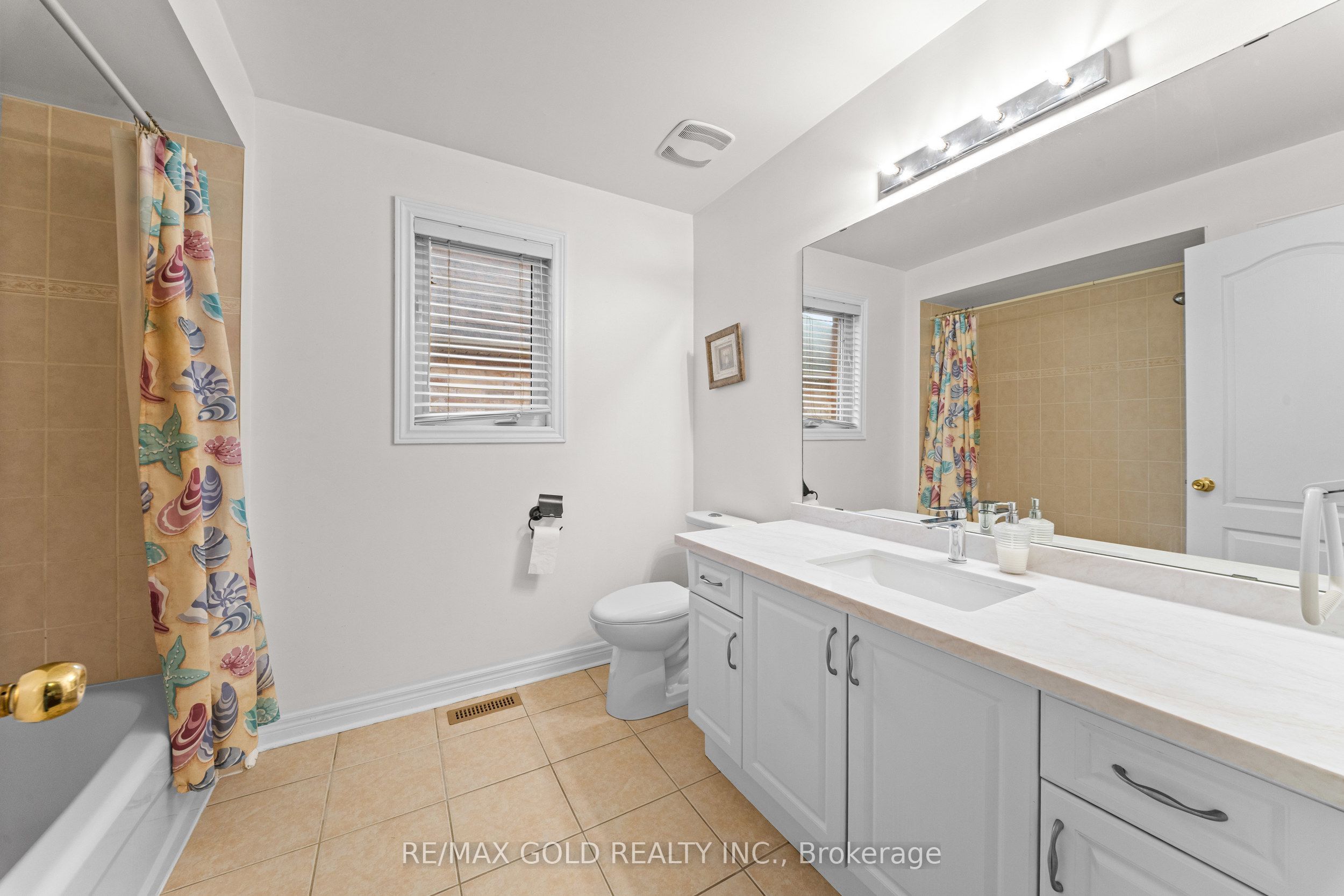 11 Maple Valley Street Property Photo 17