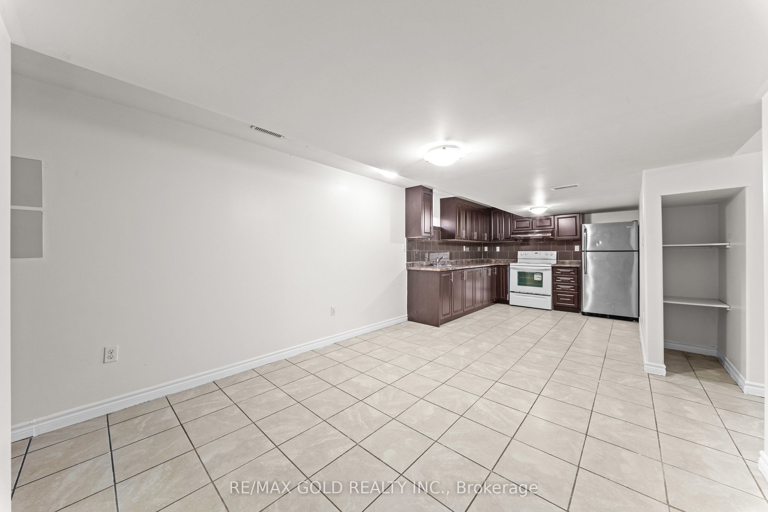 11 Maple Valley Street Property Photo 22