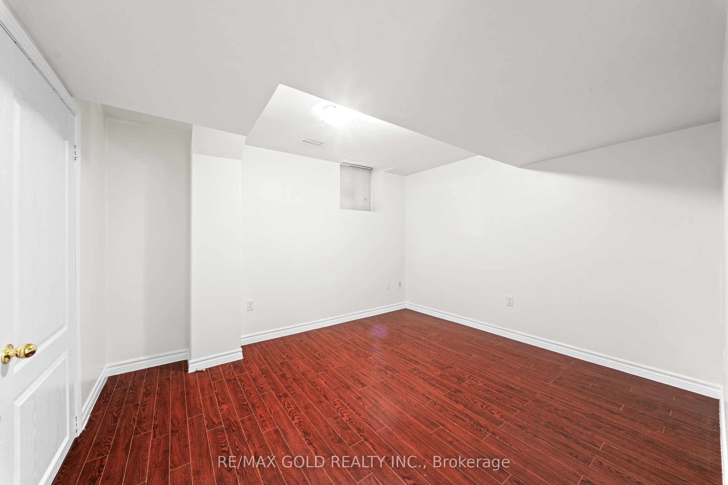 11 Maple Valley Street Property Photo 24