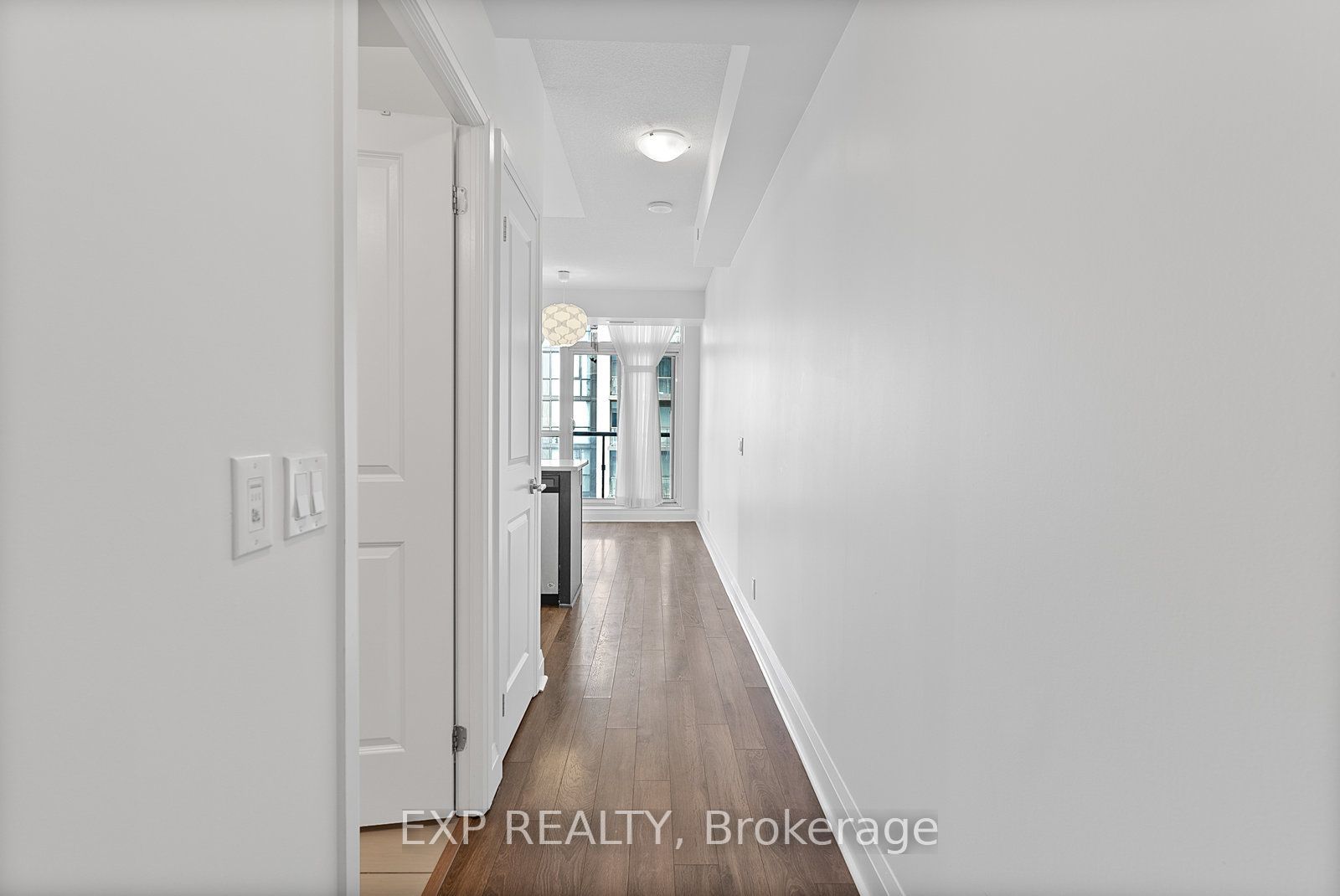15 Zorra Street 1202 Property Photo 2