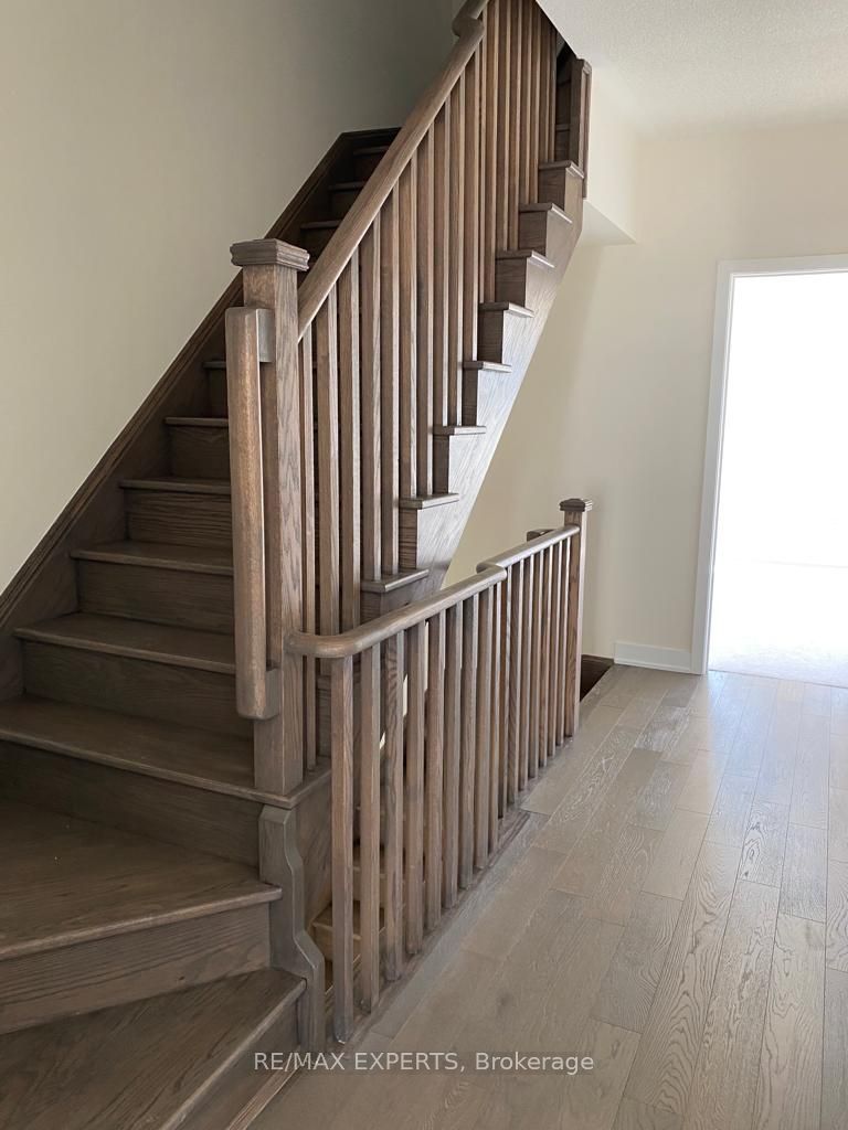 54 William Duncan Road Property Photo 17