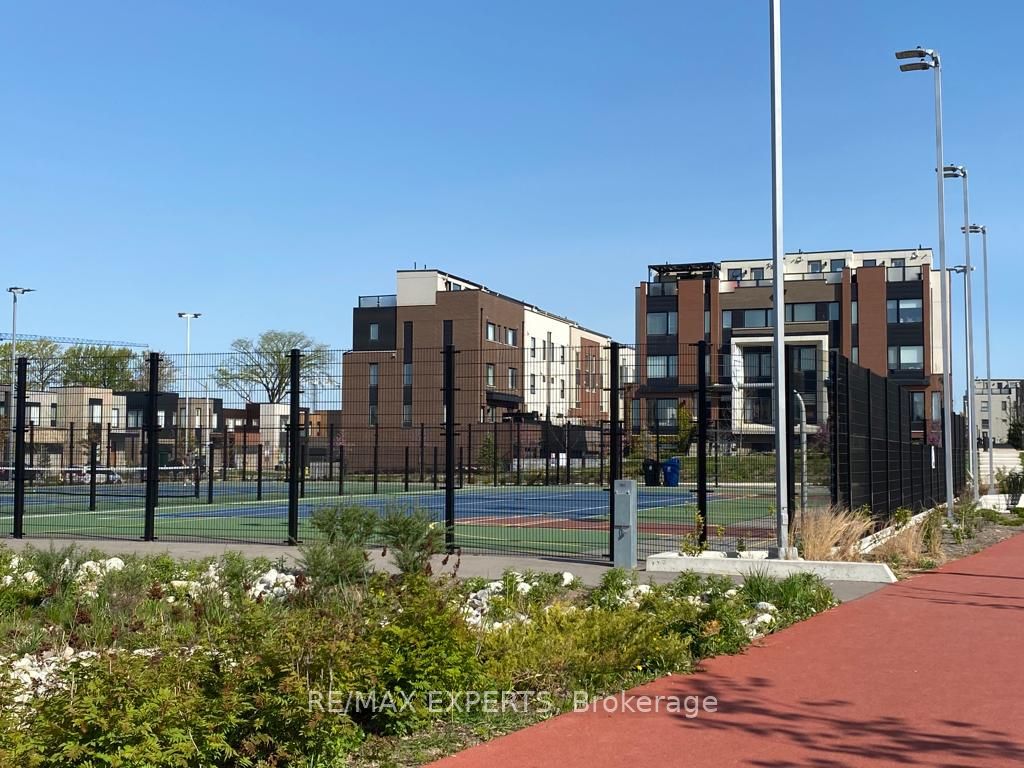 54 William Duncan Road Property Photo 20
