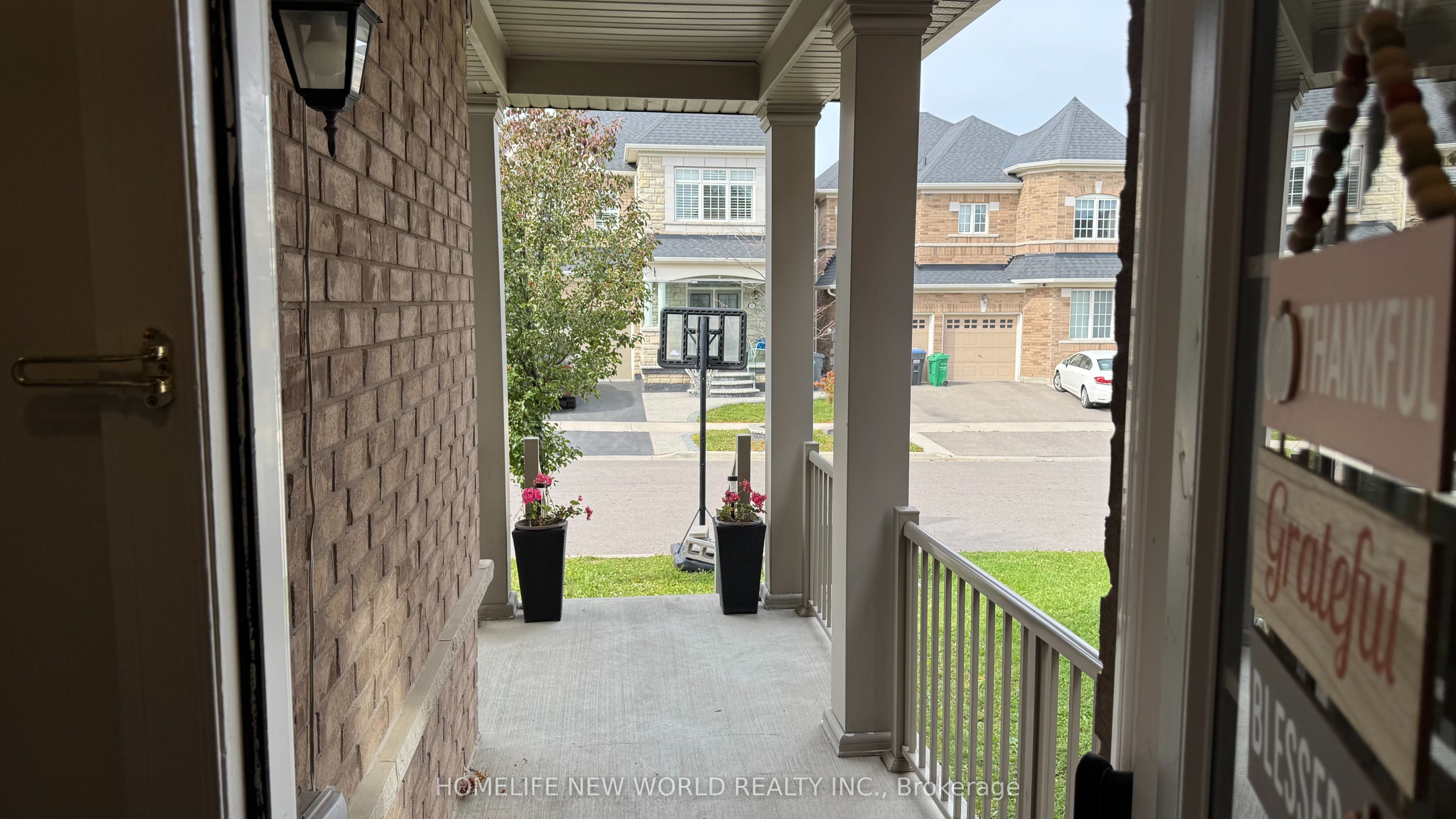 15 Grove End Way Property Photo 2