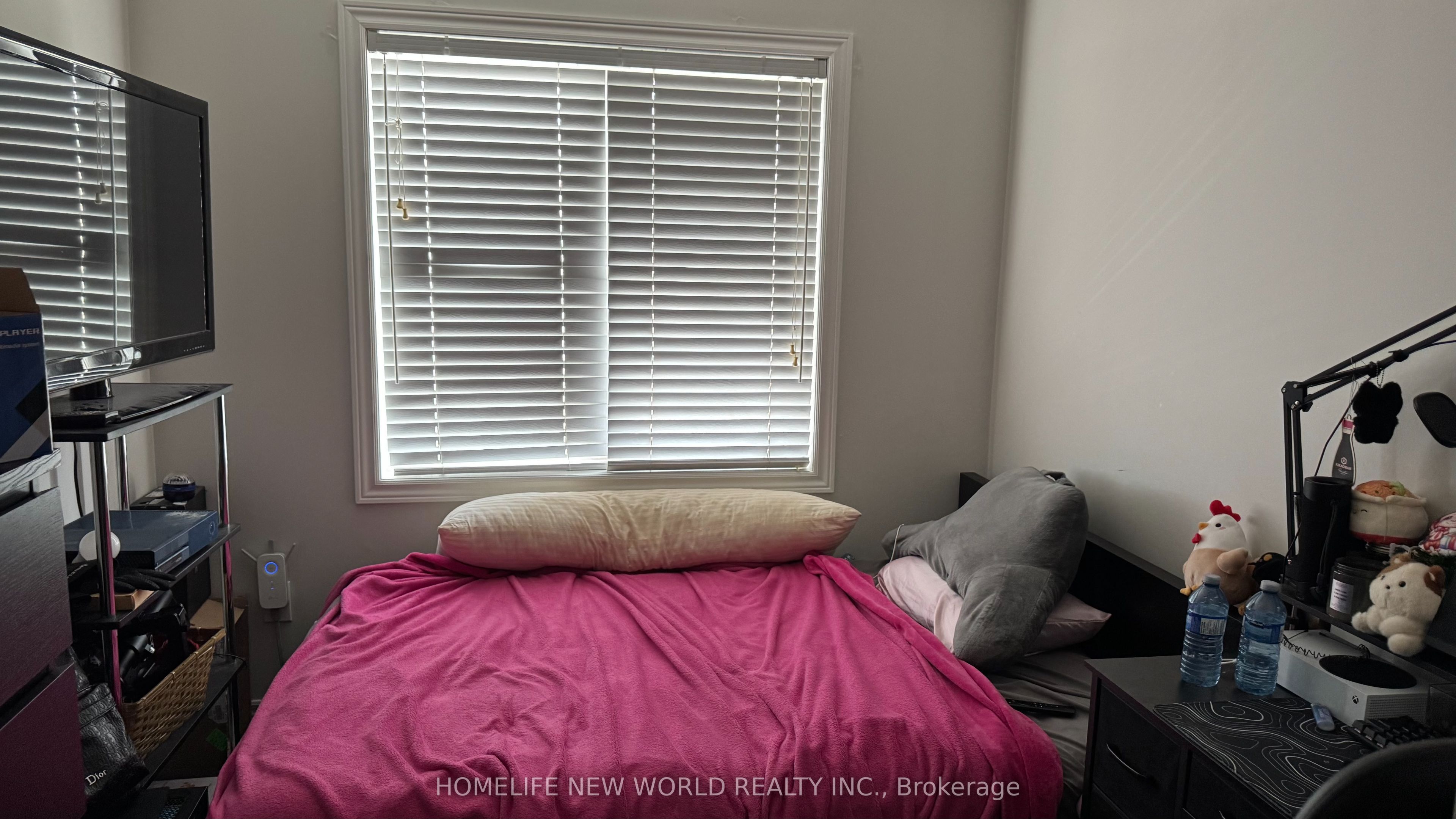 15 Grove End Way Property Photo 17